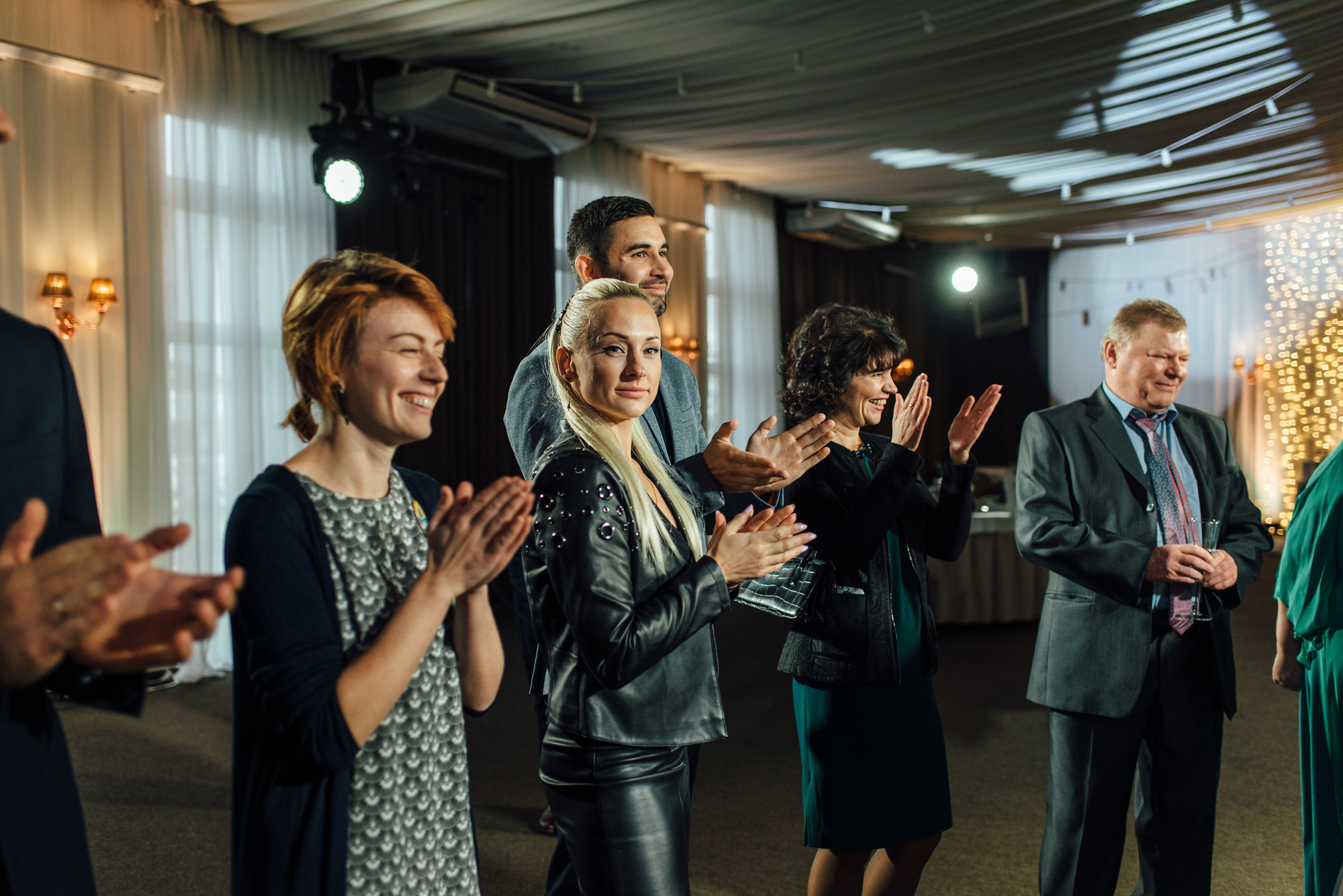 Свадебная фотосессия в Павловском дворце и парке. Свадебный фотограф в Санкт-Петербурге Венера Ахметова