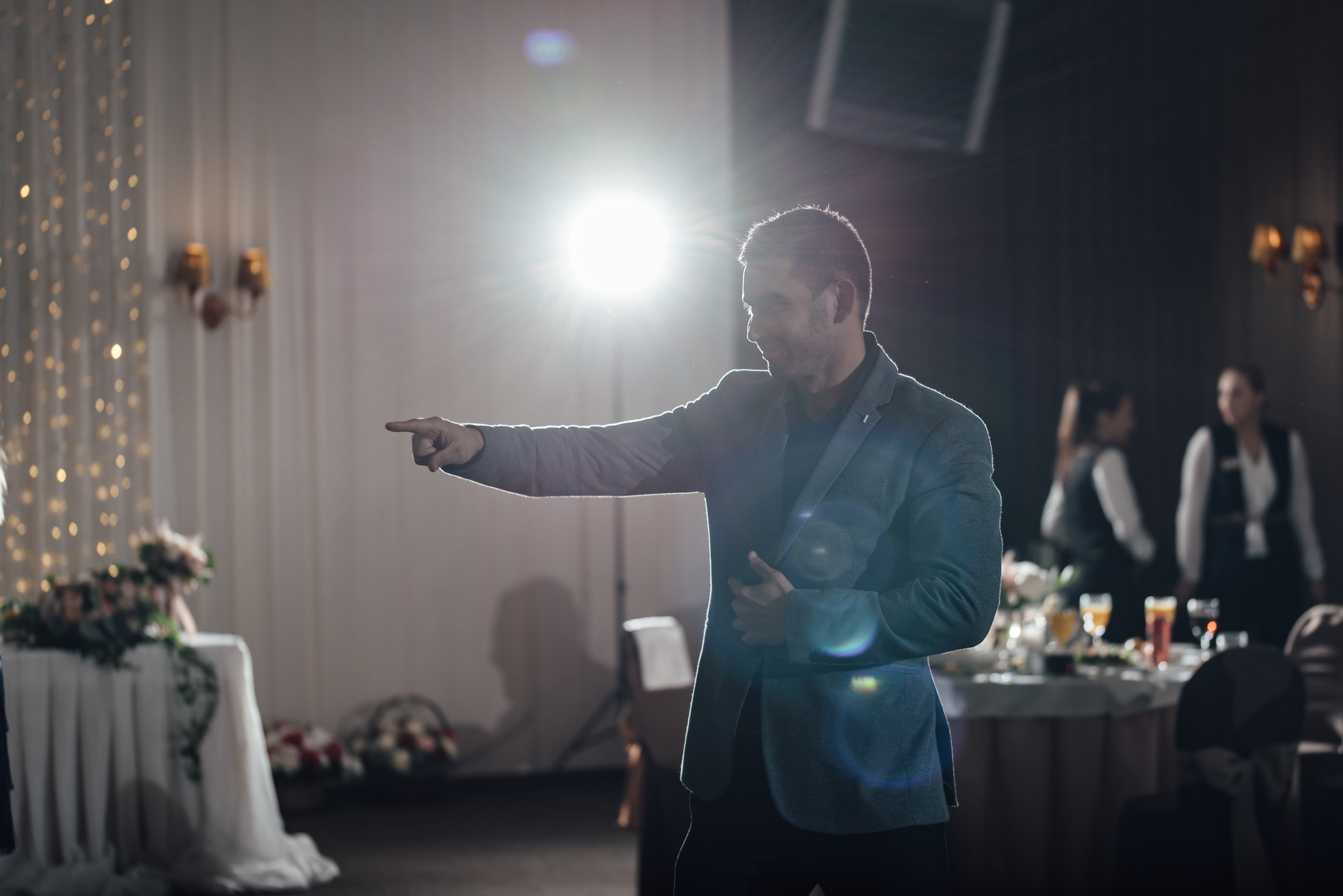 Свадебная фотосессия в Павловском дворце и парке. Свадебный фотограф в Санкт-Петербурге Венера Ахметова