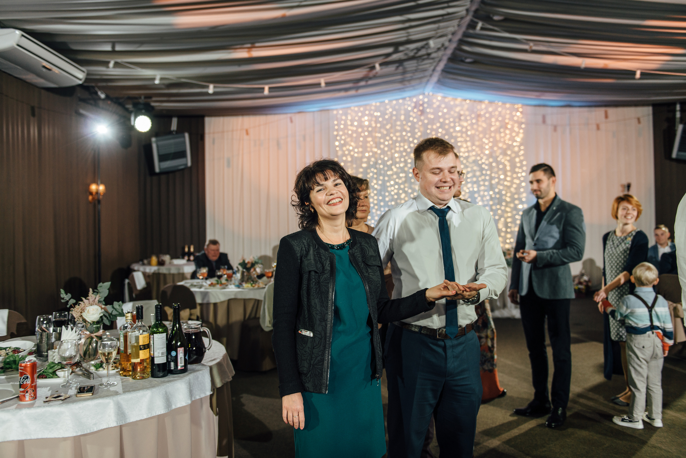 Свадебная фотосессия в Павловском дворце и парке. Свадебный фотограф в Санкт-Петербурге Венера Ахметова