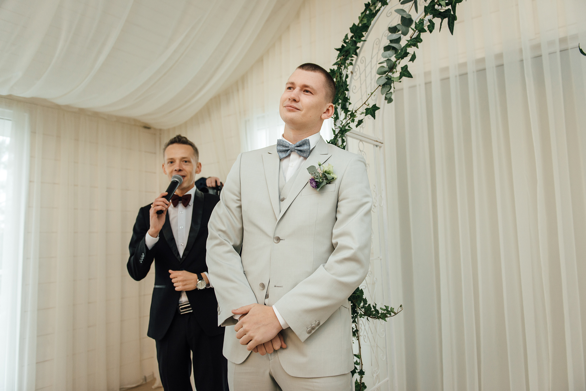 Свадебная фотосессия в Павловском дворце и парке. Свадебный фотограф в Санкт-Петербурге Венера Ахметова