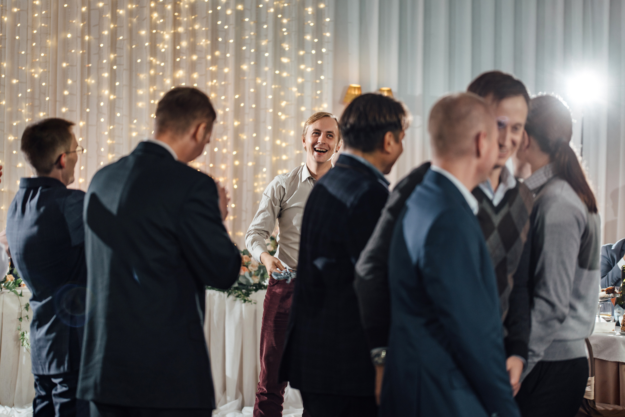 Свадебная фотосессия в Павловском дворце и парке. Свадебный фотограф в Санкт-Петербурге Венера Ахметова