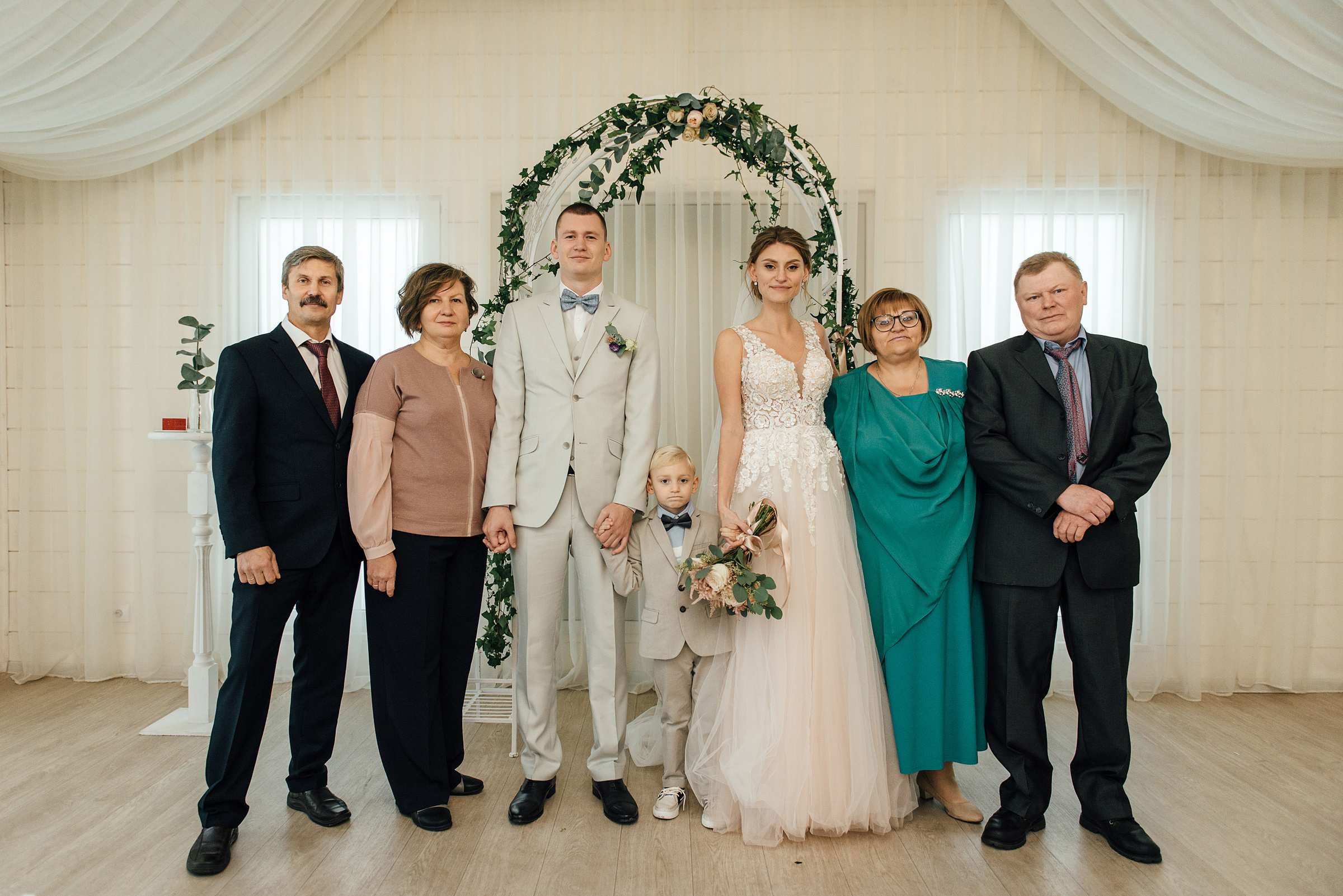 Свадебная фотосессия в Павловском дворце и парке. Свадебный фотограф в Санкт-Петербурге Венера Ахметова