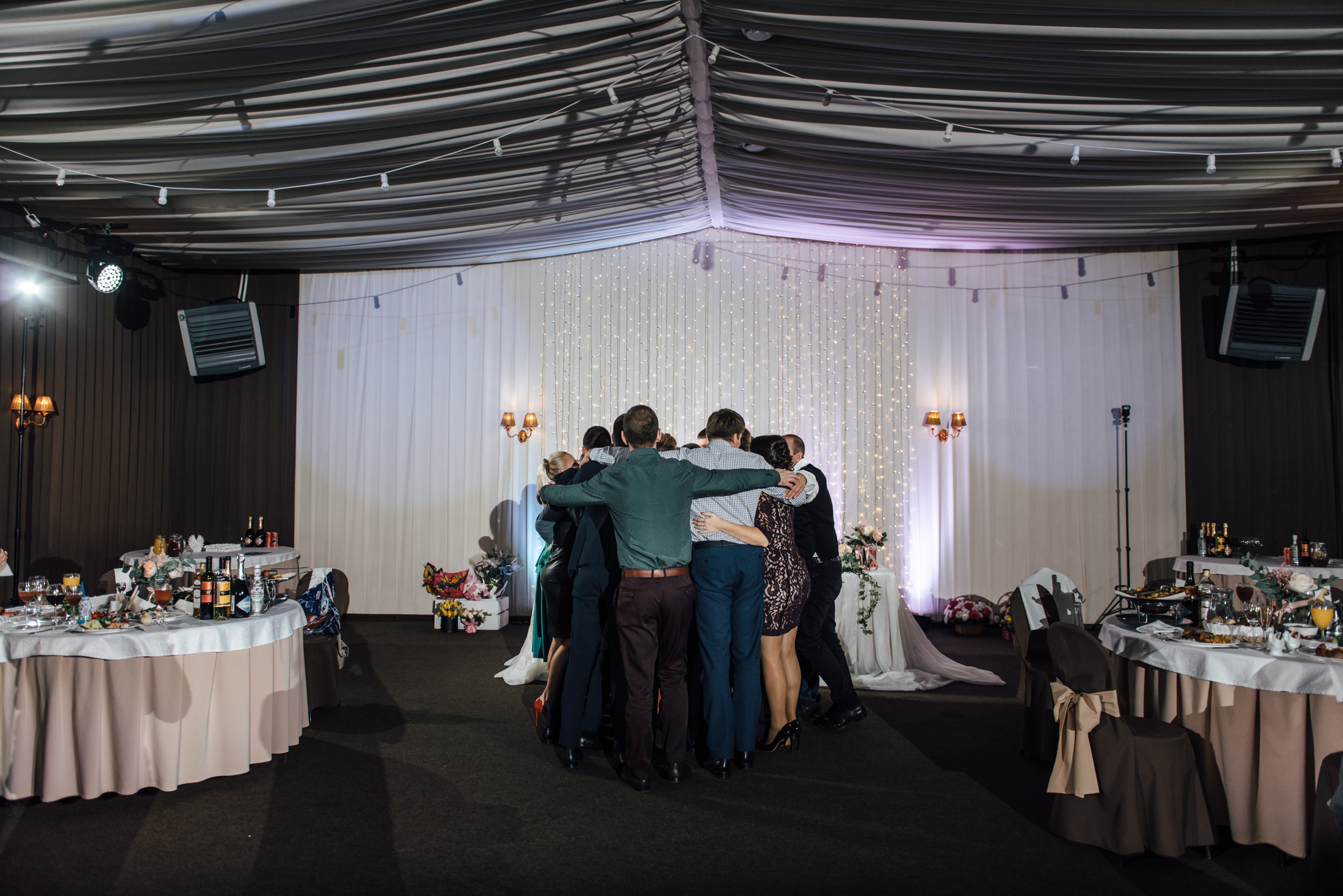 Свадебная фотосессия в Павловском дворце и парке. Свадебный фотограф в Санкт-Петербурге Венера Ахметова