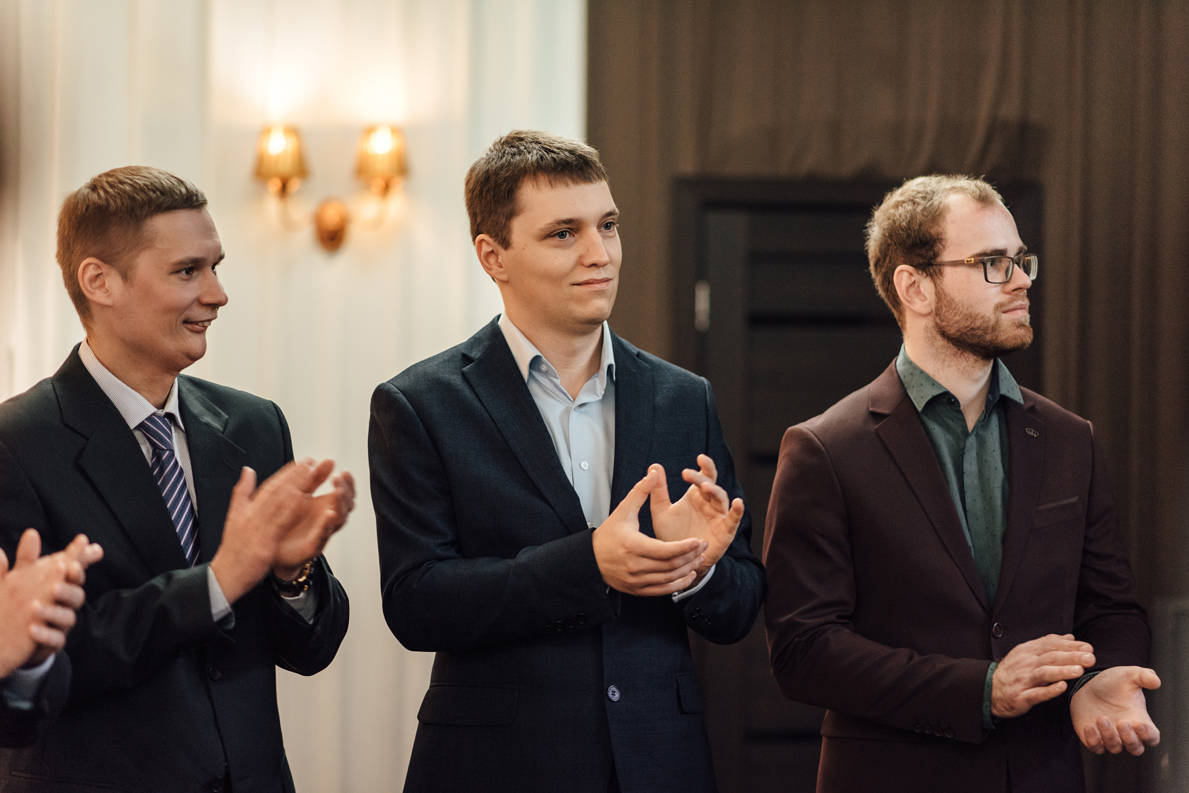 Свадебная фотосессия в Павловском дворце и парке. Свадебный фотограф в Санкт-Петербурге Венера Ахметова