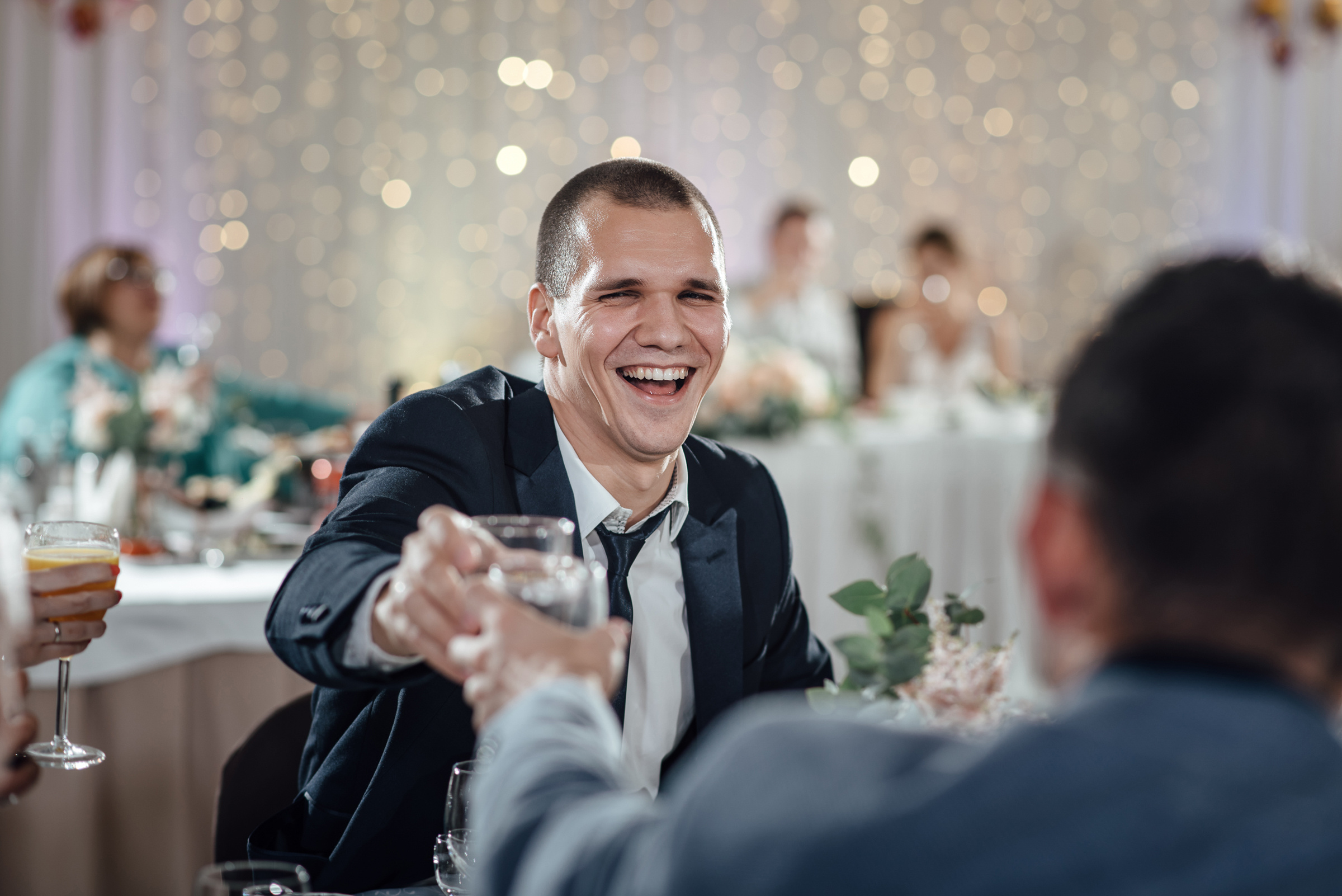 Свадебная фотосессия в Павловском дворце и парке. Свадебный фотограф в Санкт-Петербурге Венера Ахметова
