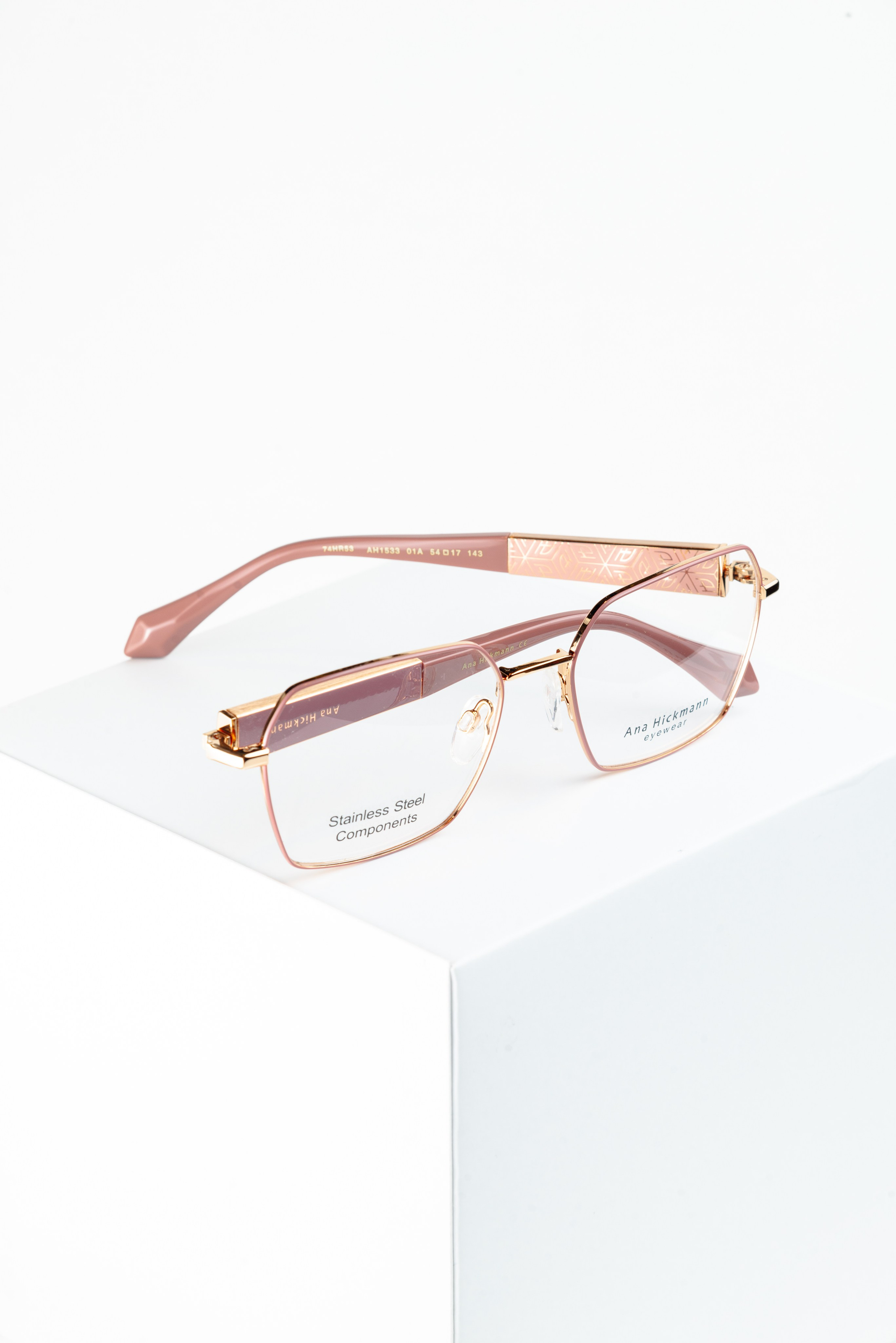 Оправы. Фотограф в Санкт-Петербурге Артем Михайлов