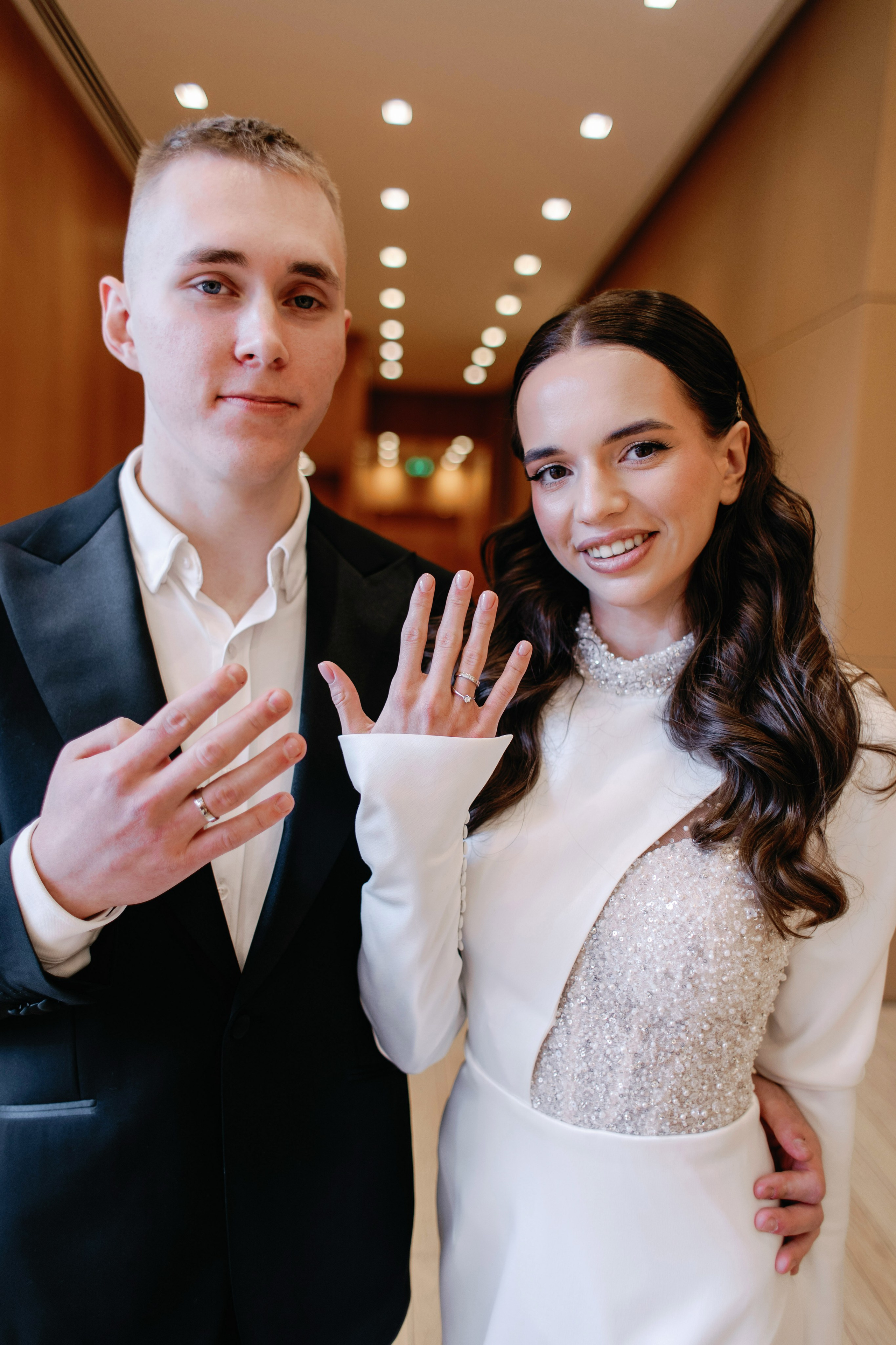 Свадьба для двоих в Москве, фотосессия на крыше, сборы, прогулка в Barvikha Luxury Village