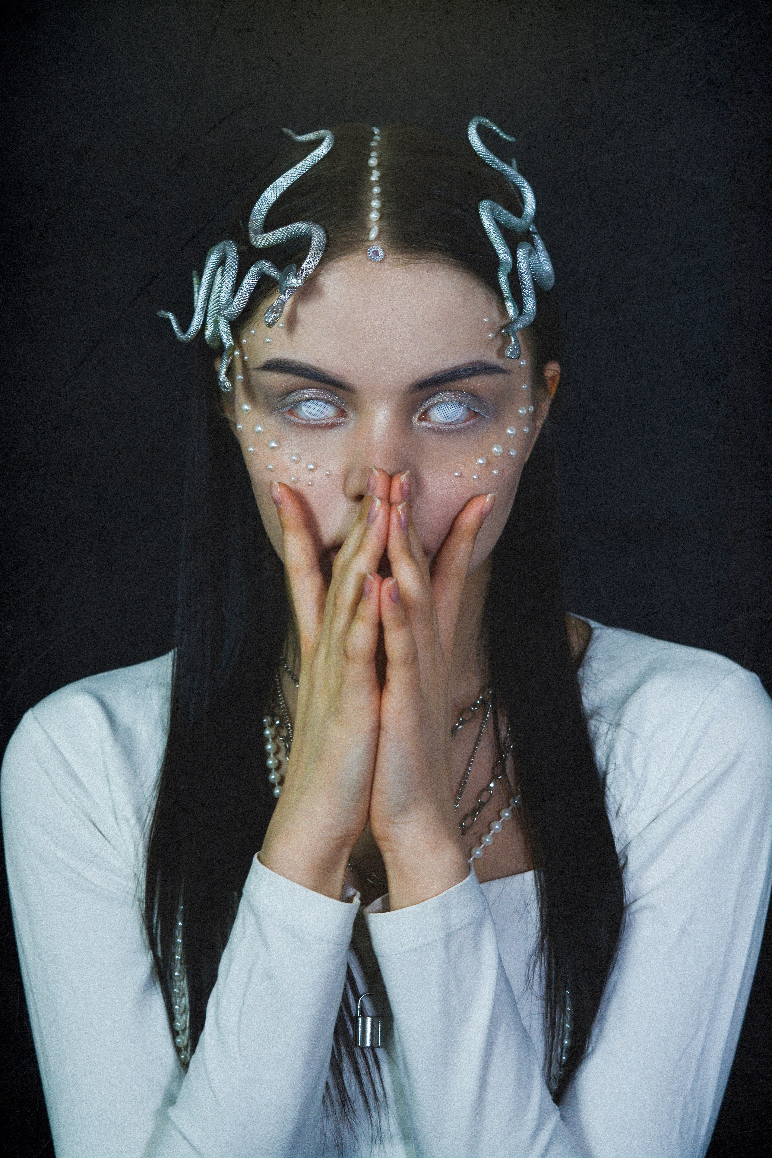 Snakes. Vcut studio| Фотограф Валерия Мустаева