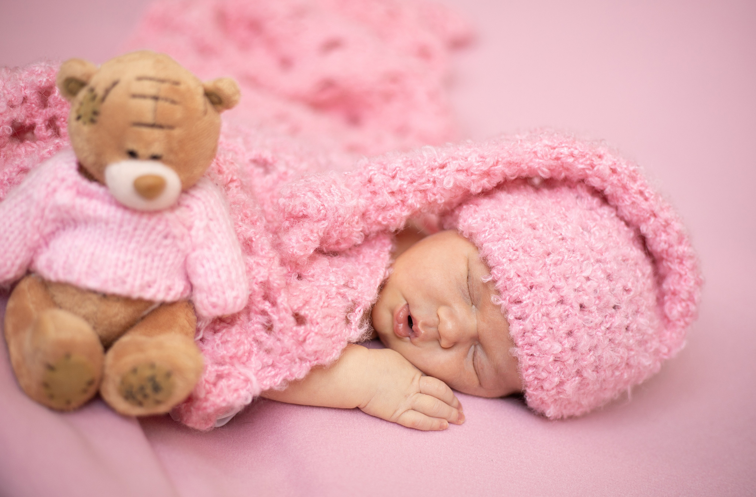 Новорожденные. Фотограф новорожденных в Екатеринбурге