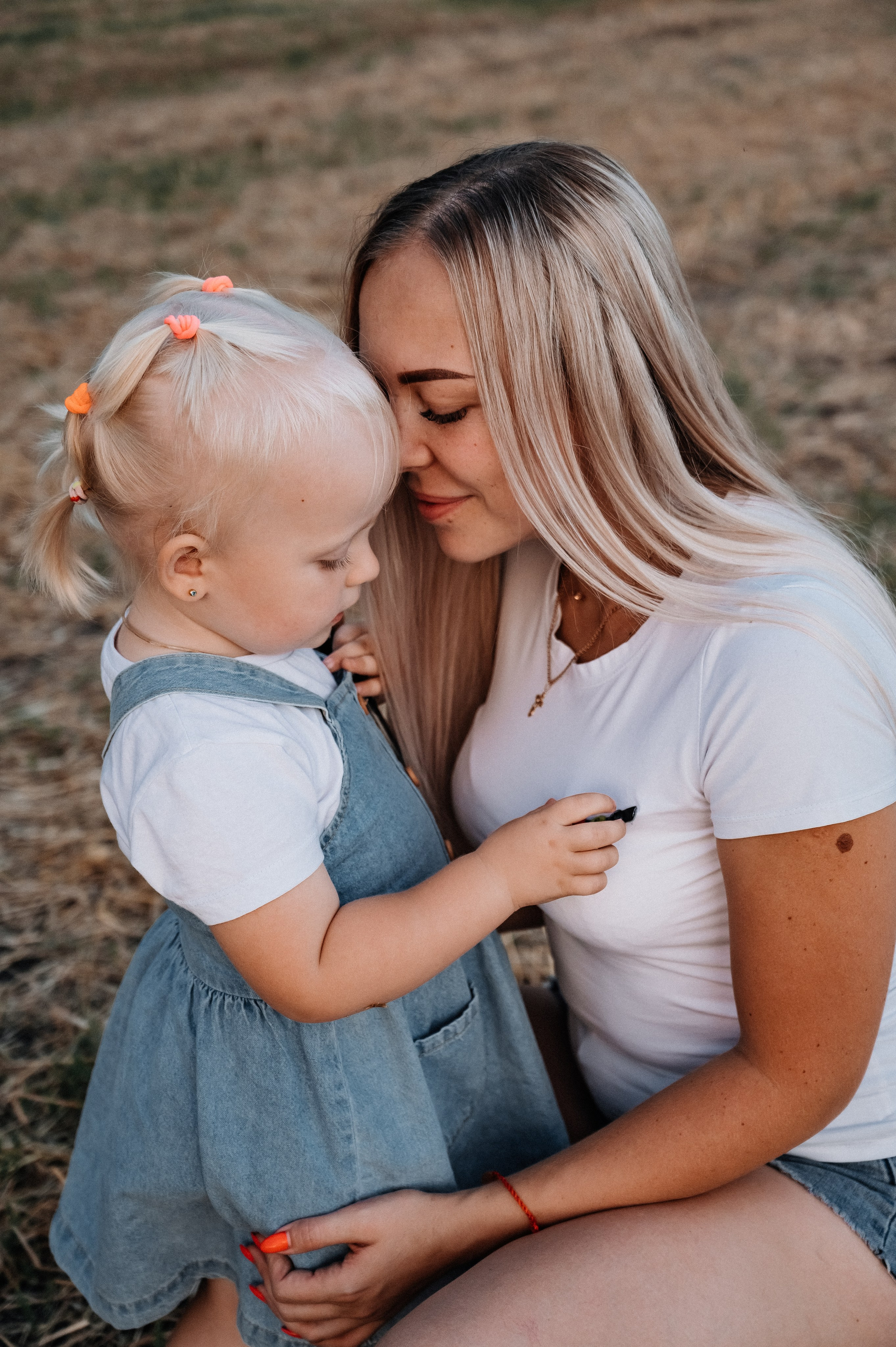 Алина и Лера. Фотограф Мария Строгонова