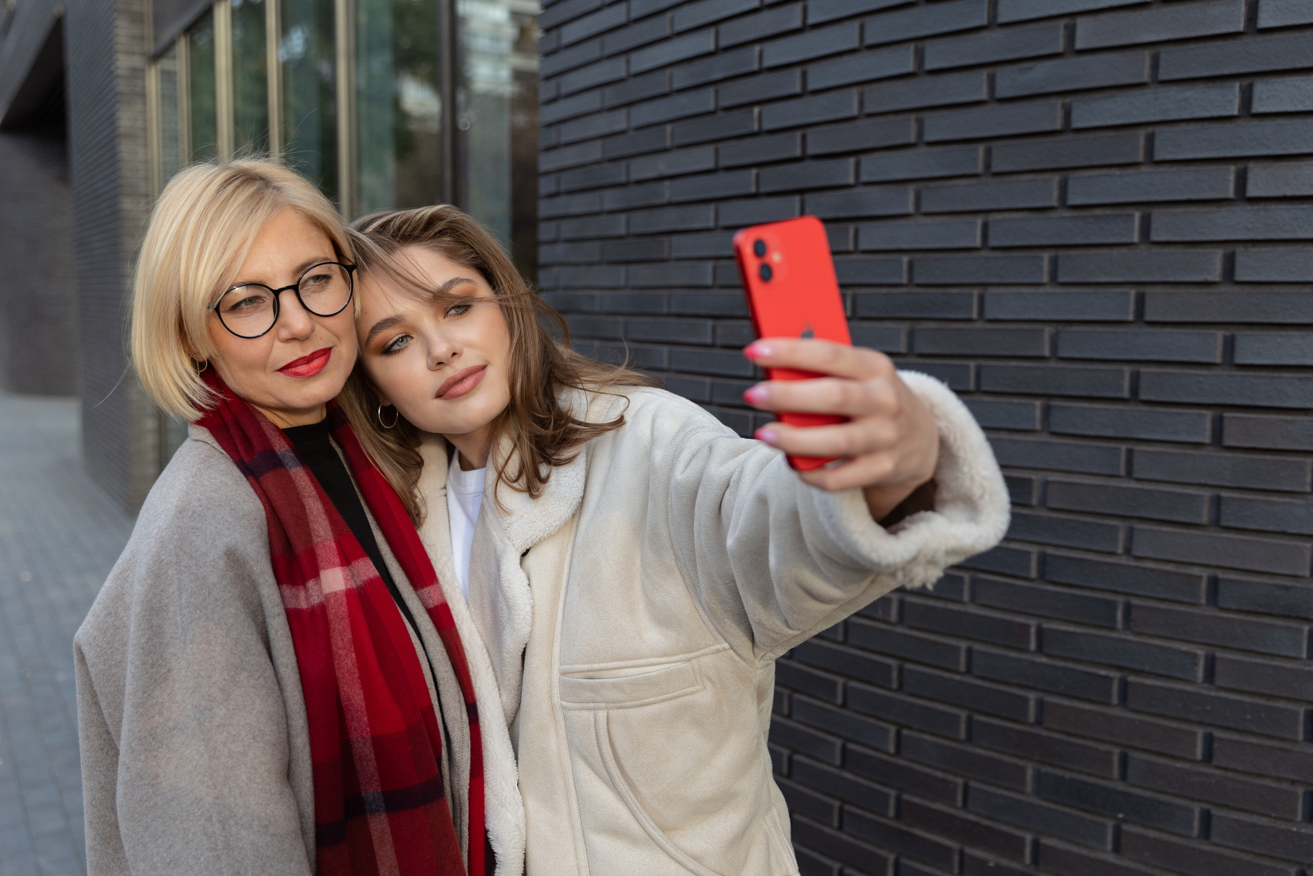 Осенняя прогулка мамы и дочки. Семейный фотограф в Москве Маркина Татьяна