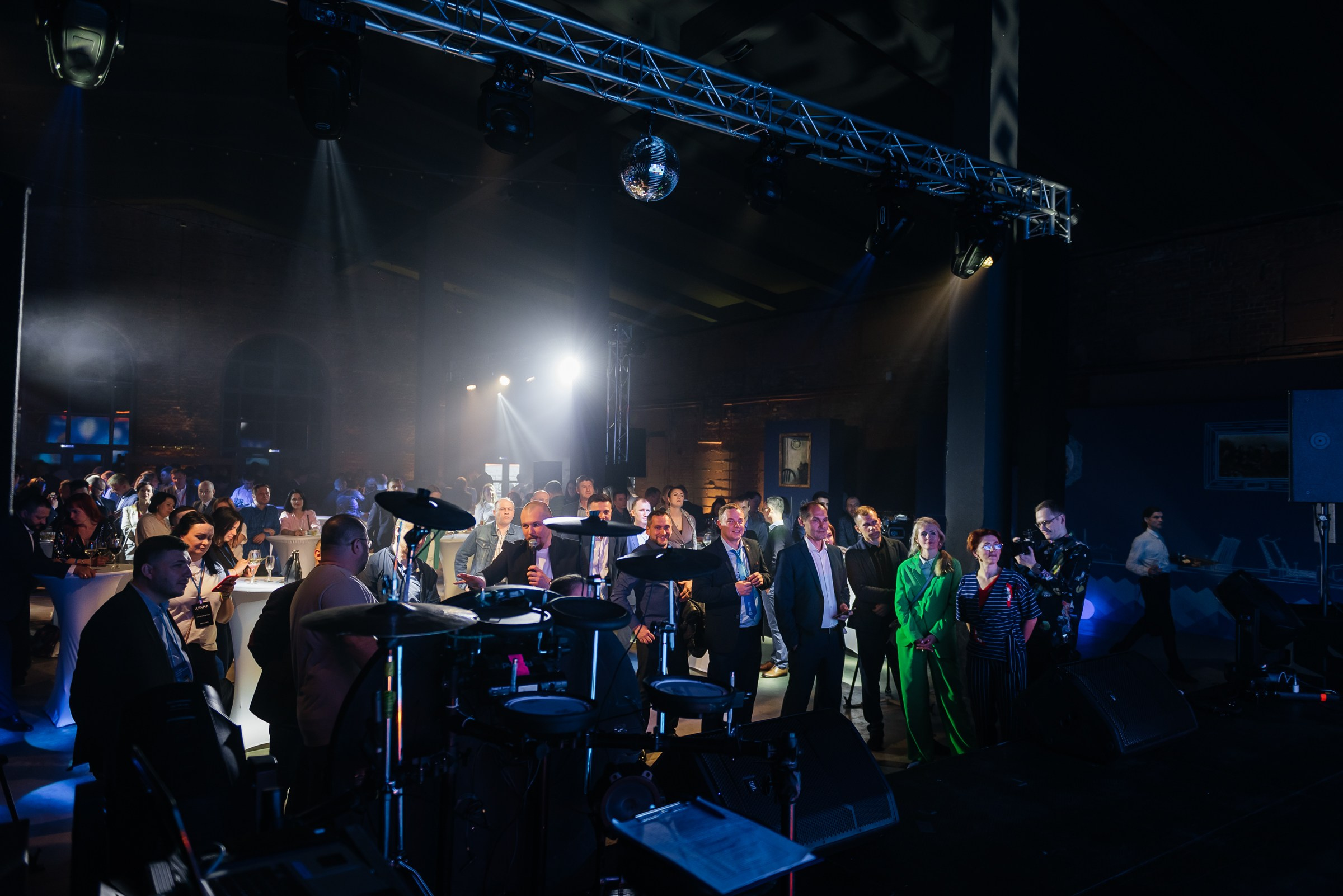 Репортажная фотосъёмка в Брусницын Холле. Свадебный фотограф в Санкт-Петербурге Венера Ахметова