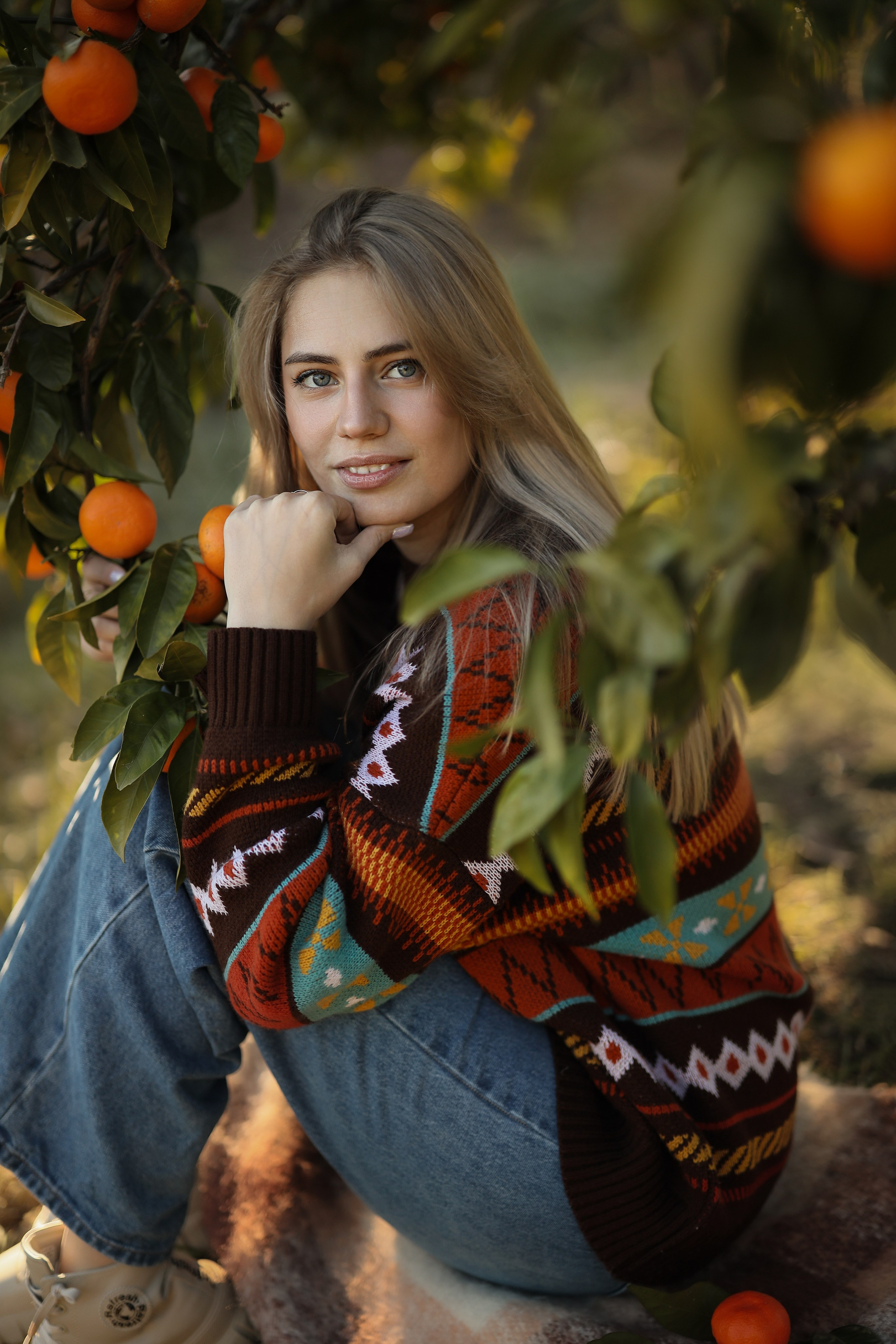 Фотосессия в мандариновом саду в Новом Афоне, Абхазия. Свадебный и семейный фотограф в Абхазии Жанна Соснина