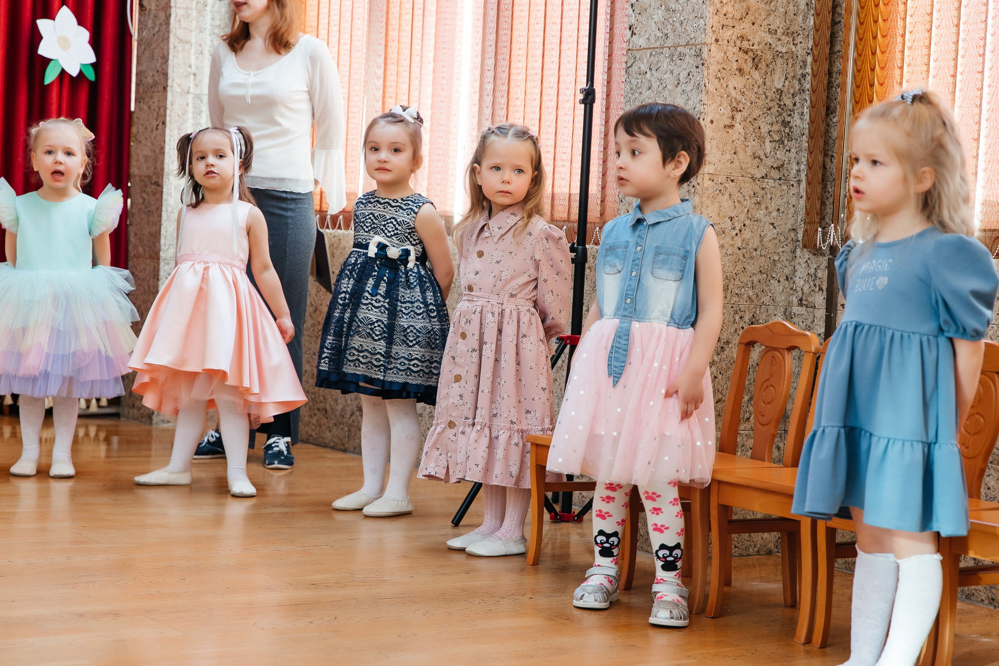 Детский сад № 93 — Утренник (07.03.2023). Свадебный и семейный фотограф Крамар Наталья