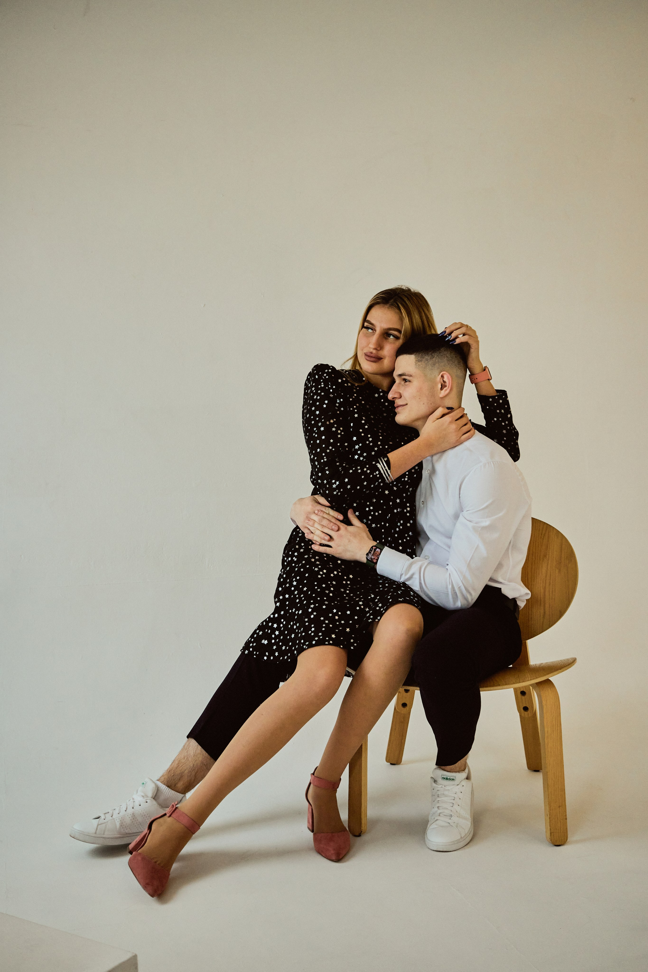 «Мы не умеем позировать!». Свадебный фотограф Анастасия Лахтионова