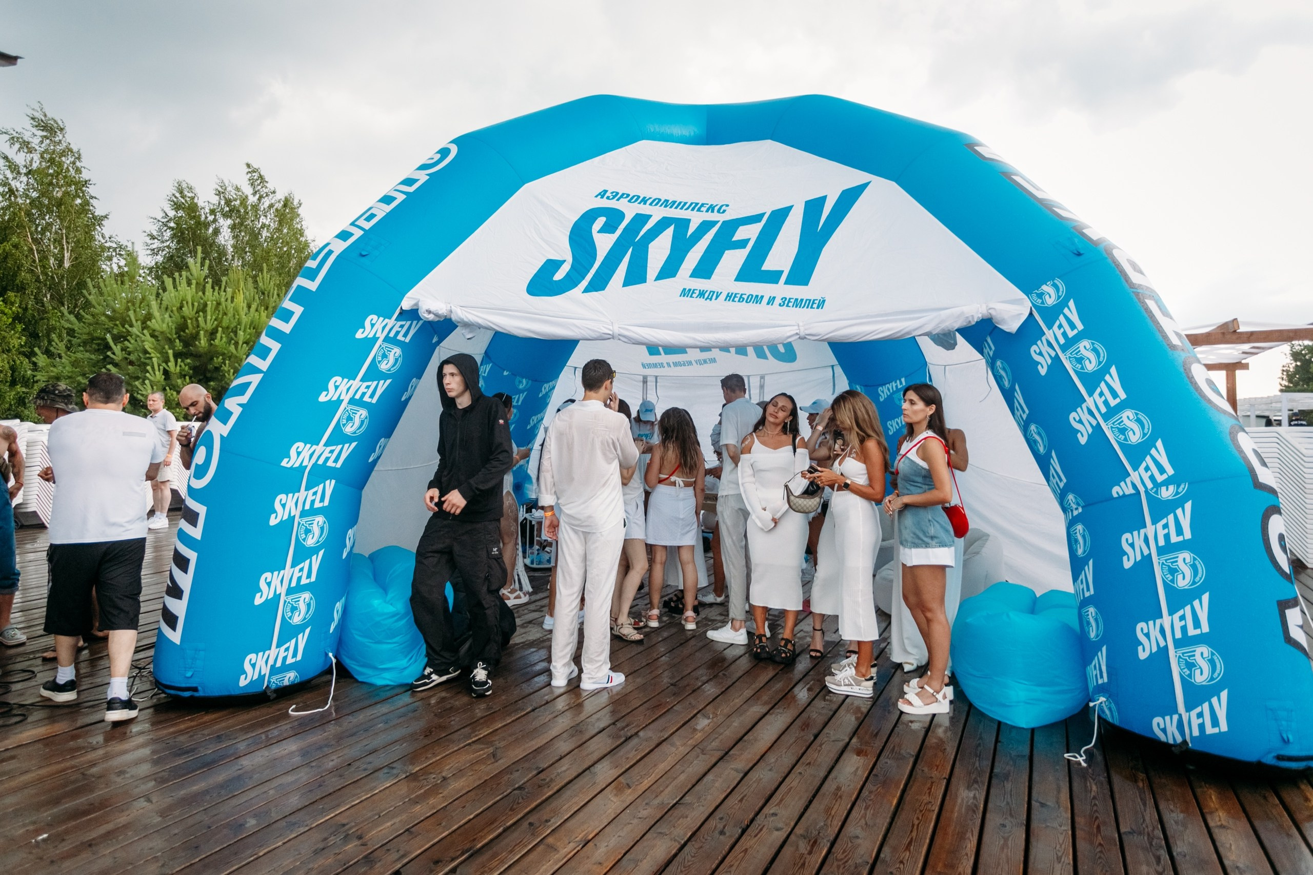 White Party @ Бархат парк. Репортажный фотограф Максим Полянский. Москва, Санкт-Петербург, Красноярск