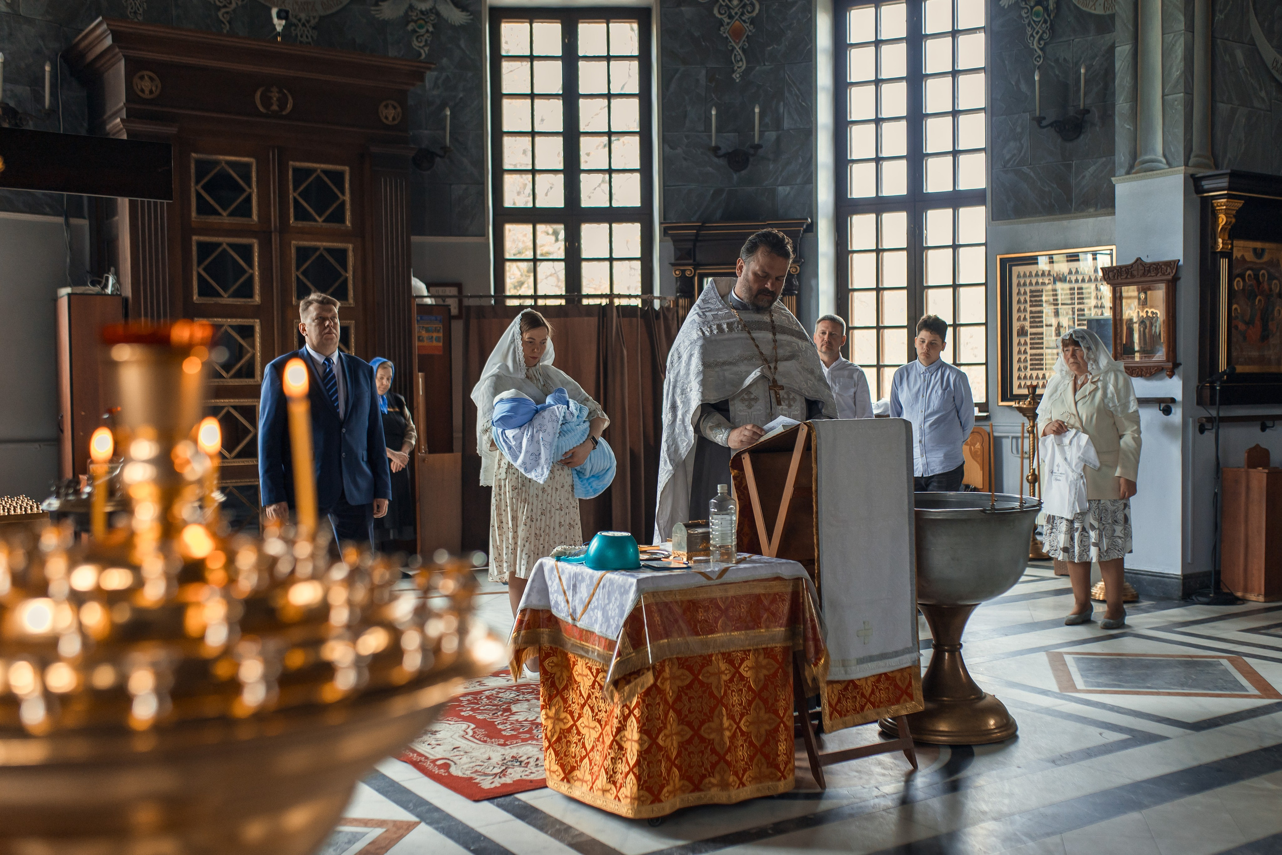 Крещение в Храме святого Иннокентия. Профессиональный фотограф в Москве и Мо Мария Шантарёва