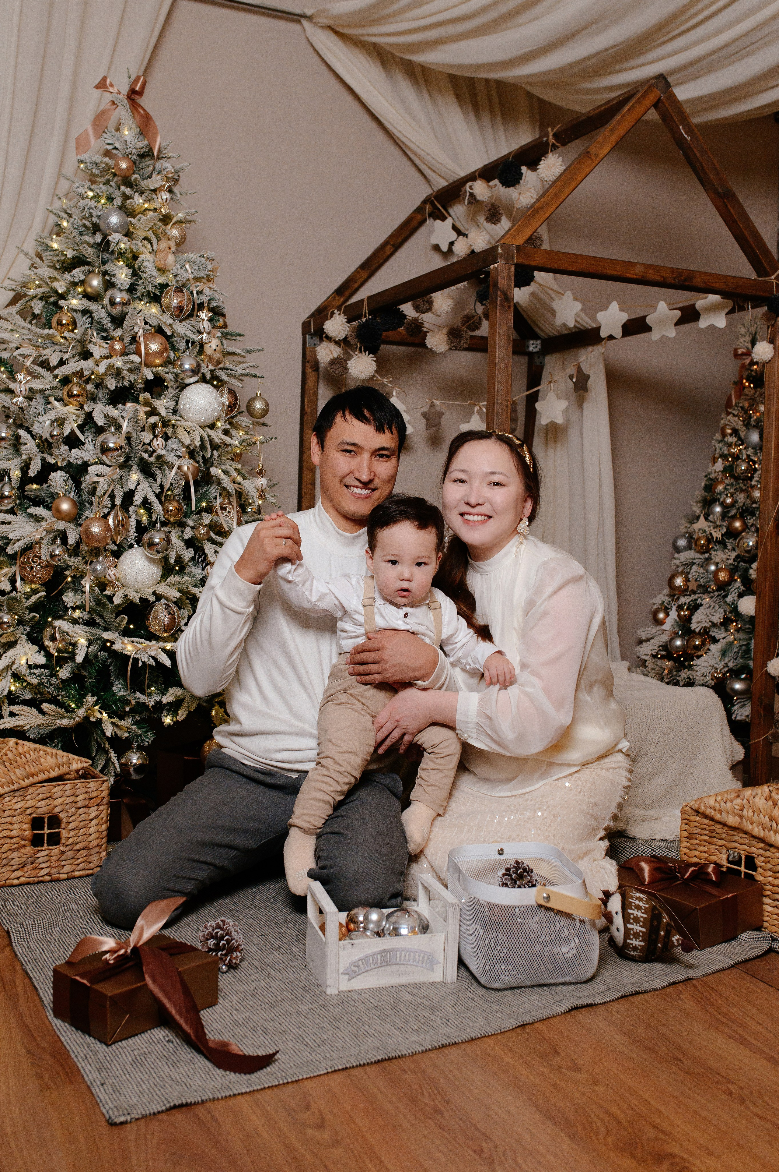 Семейная Новогодняя фотосессия в Караганде. Свадебный фотограф Караганда