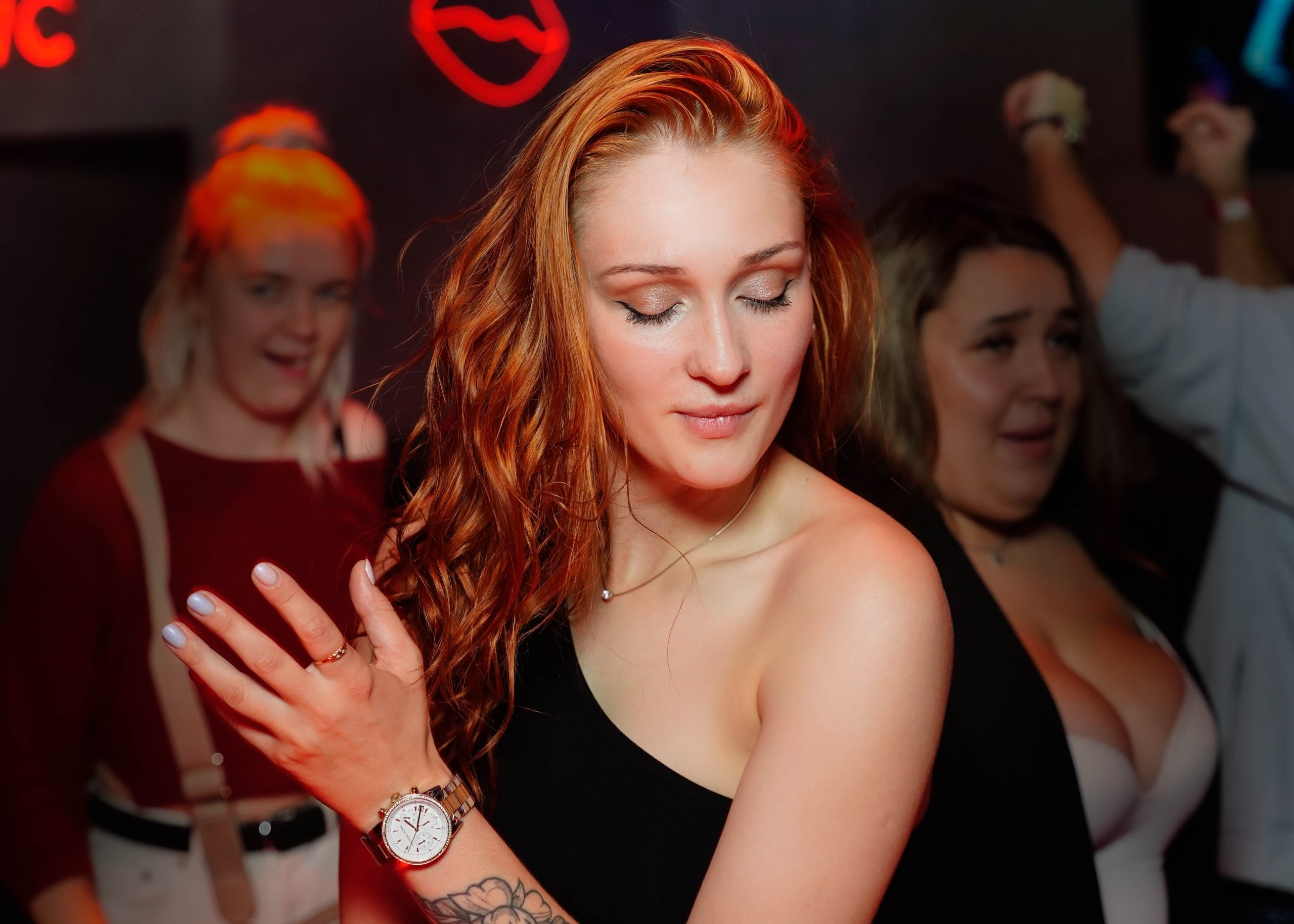 ONE BAR. NIGHT VISION ФОТОГРАФЫ И ВИДЕОГРАФЫ СПБ