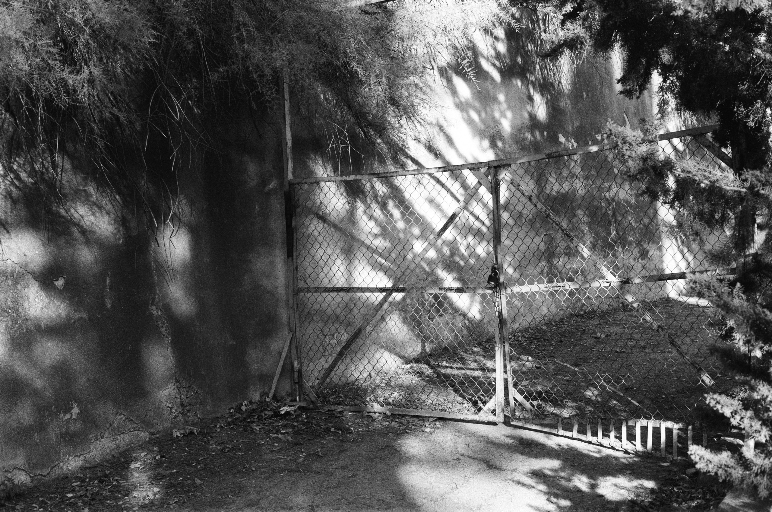 I o u // ukraine, crimea II. EVER EXPOSED