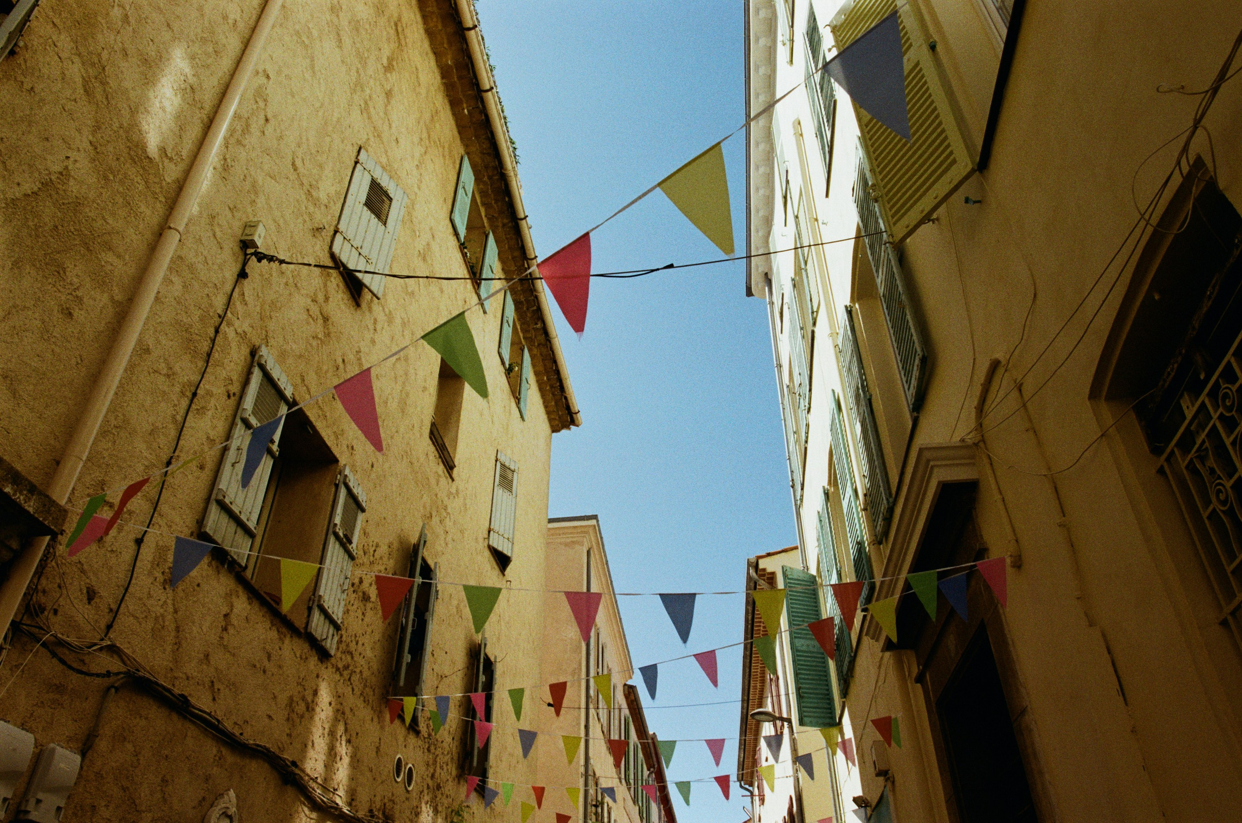 The contract // france, antibes. EVER EXPOSED