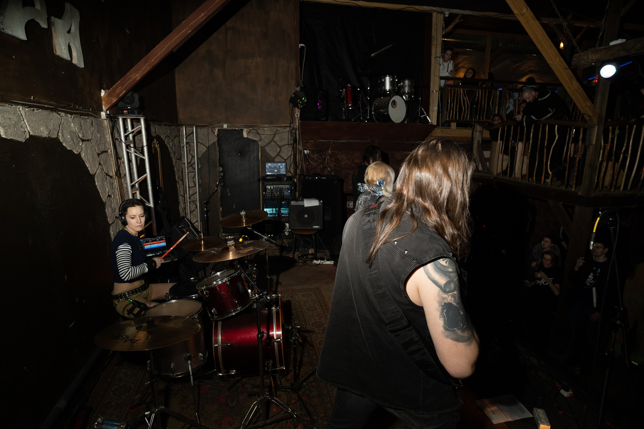 Ночь На Земле|Нора, Псков. Концертный и репортажный фотограф в Санкт-Петербурге Слава Пахомов