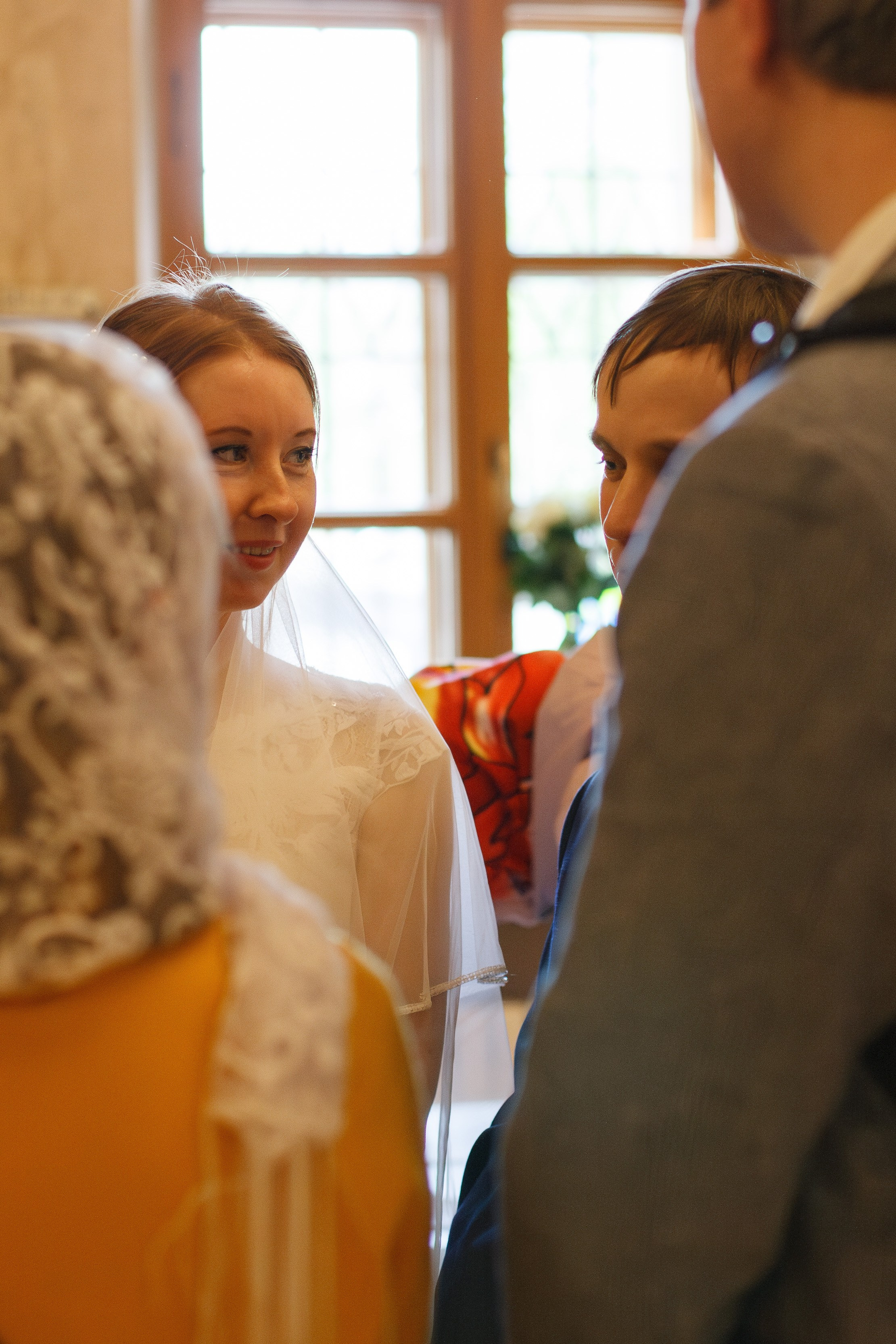 Венчание в храме Антипы Пергамского, стиль «ORWO UT21». Фотограф на крещение/венчание