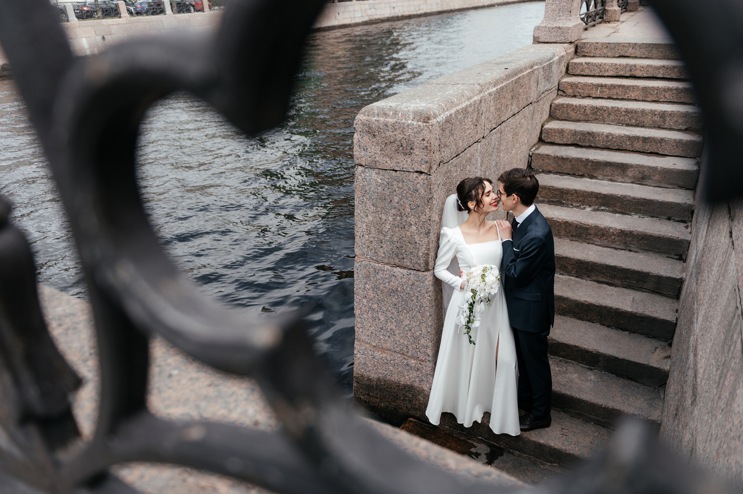 Свадебная фотосессия Артема и Саши в Санкт-Петербурге. Свадебный и индивидуальный фотограф Никита Роут | Москва