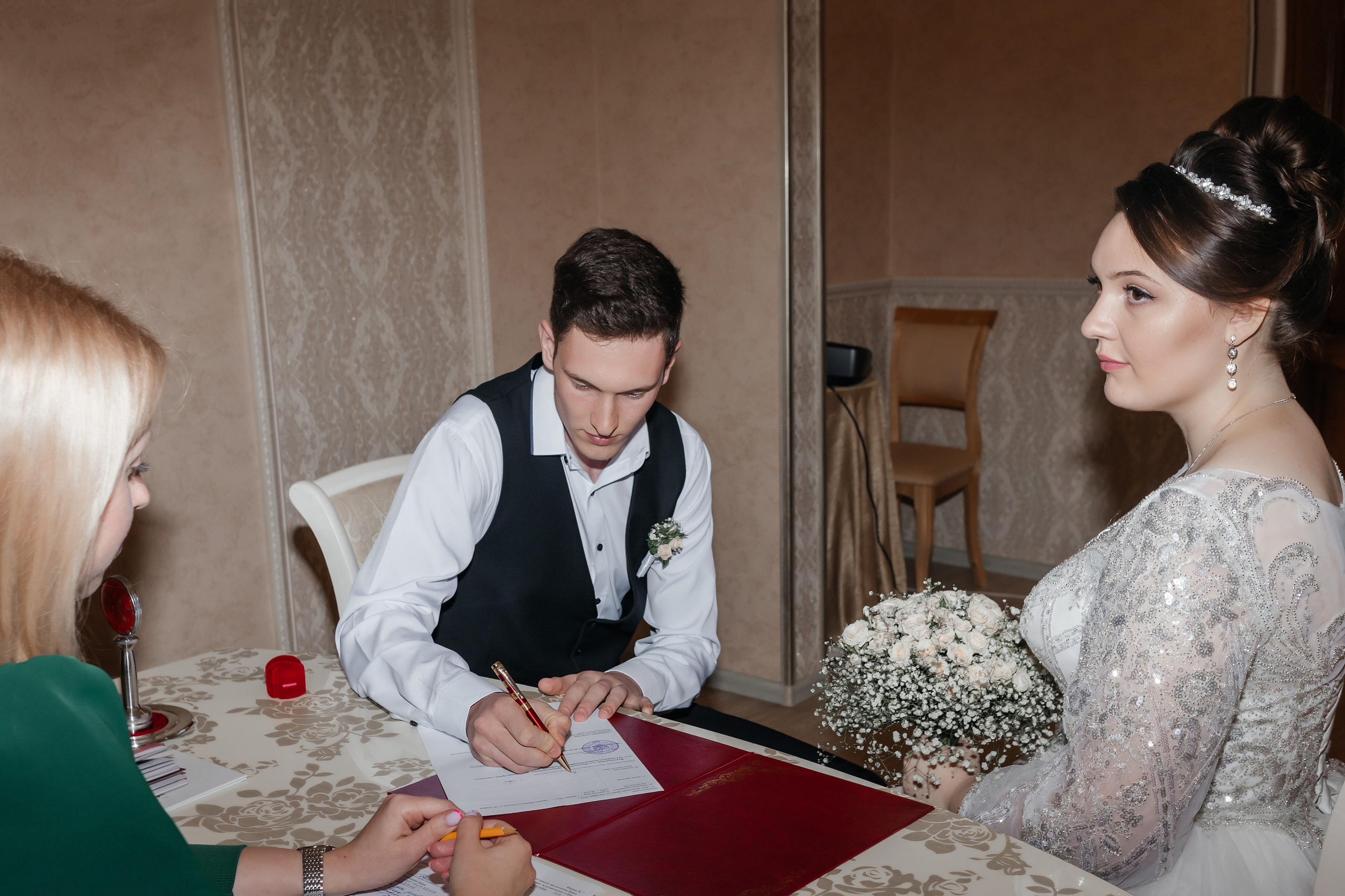 Прогулка в автозаводском районе Нижнего Новгорода. Свадебный фотограф и фотограф Love-Store в Нижнем Новгороде Анастасия