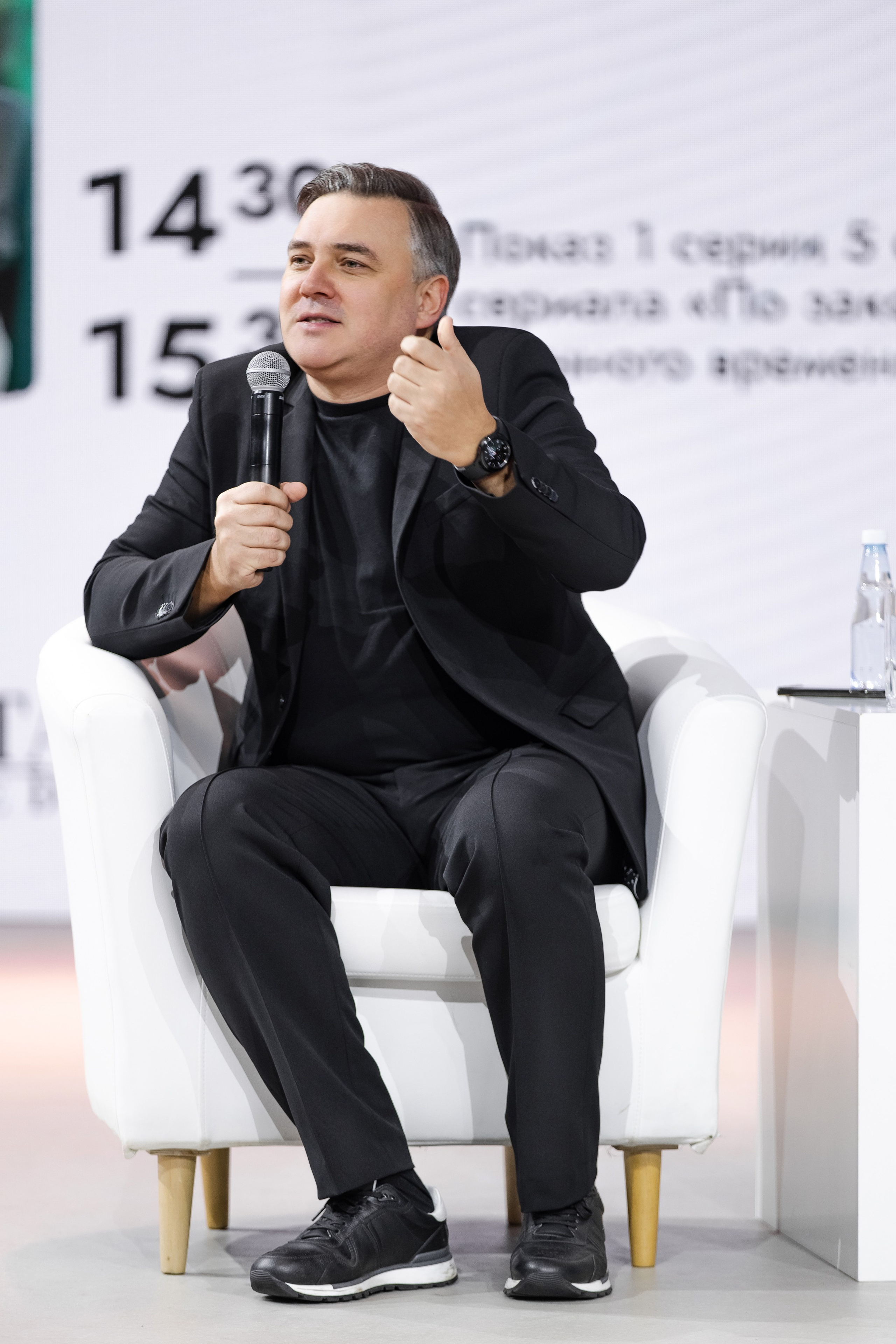 Выставка Россия: наша культура. Свадебный репортажный фотограф в Москве