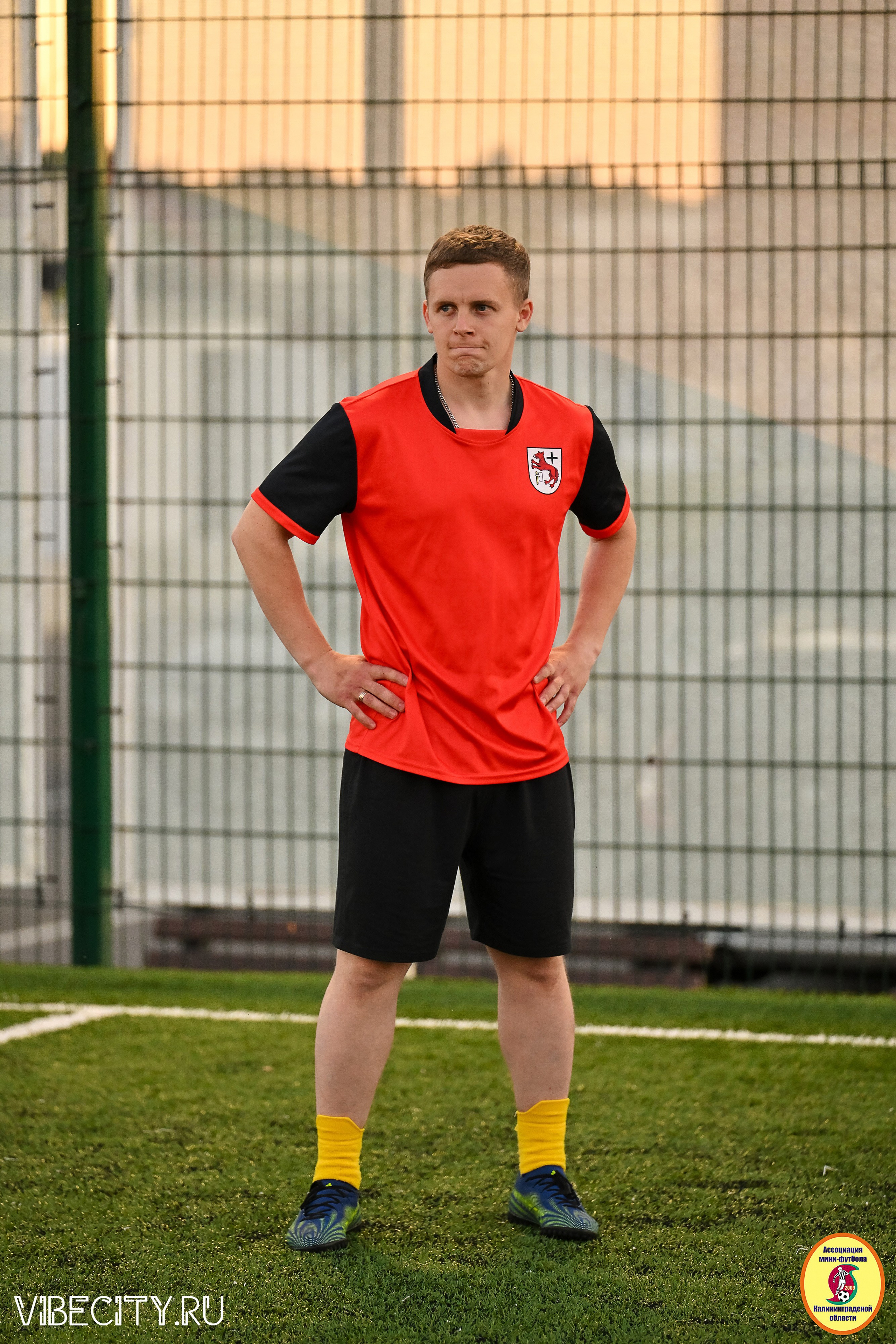 ИГРЫ МИНИ-ФУТБОЛЬНОЙ И КОРПОРАТИВНОЙ ЛИГИ. VIBECITY.RU Вайб Сити Ру Фоторепортажи Фотоотчеты Калининград