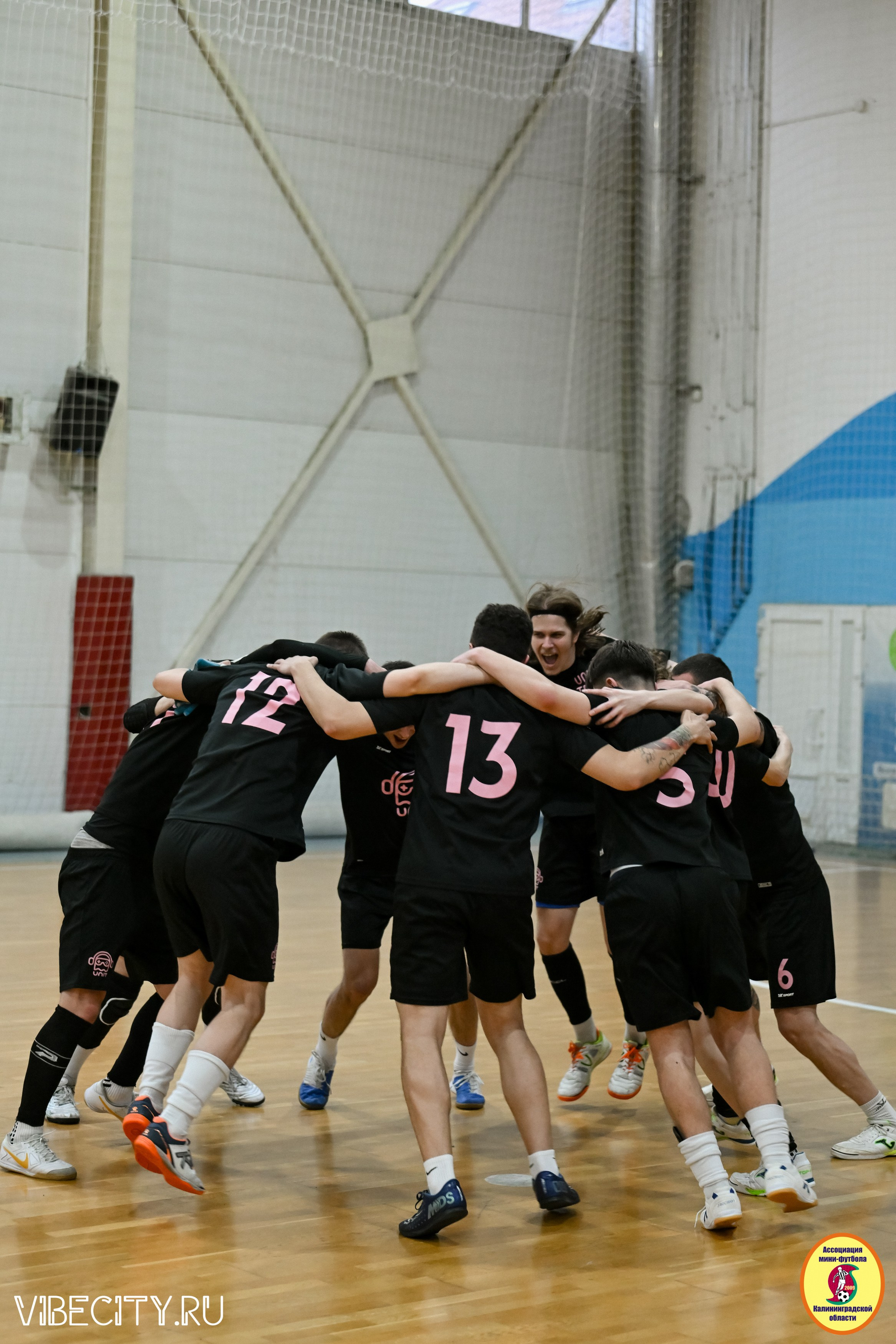 8 тур Корпоративной Бизнес-Лиги по футзалу. VIBECITY.RU Вайб Сити Ру Фоторепортажи Фотоотчеты Калининград
