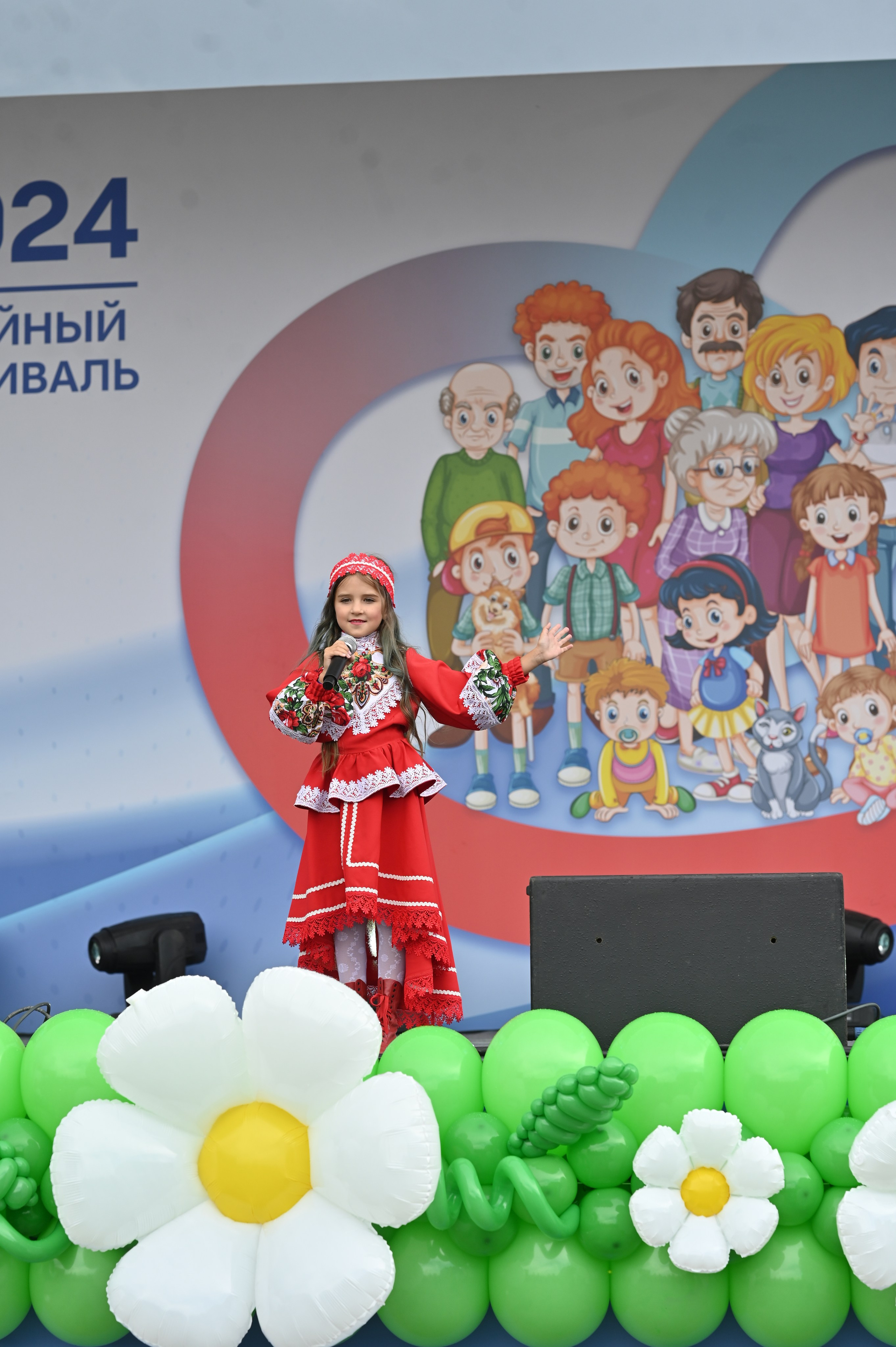 Семейный фестиваль 97 лет ЛО. ZDARONOKIA Репортажный фотограф