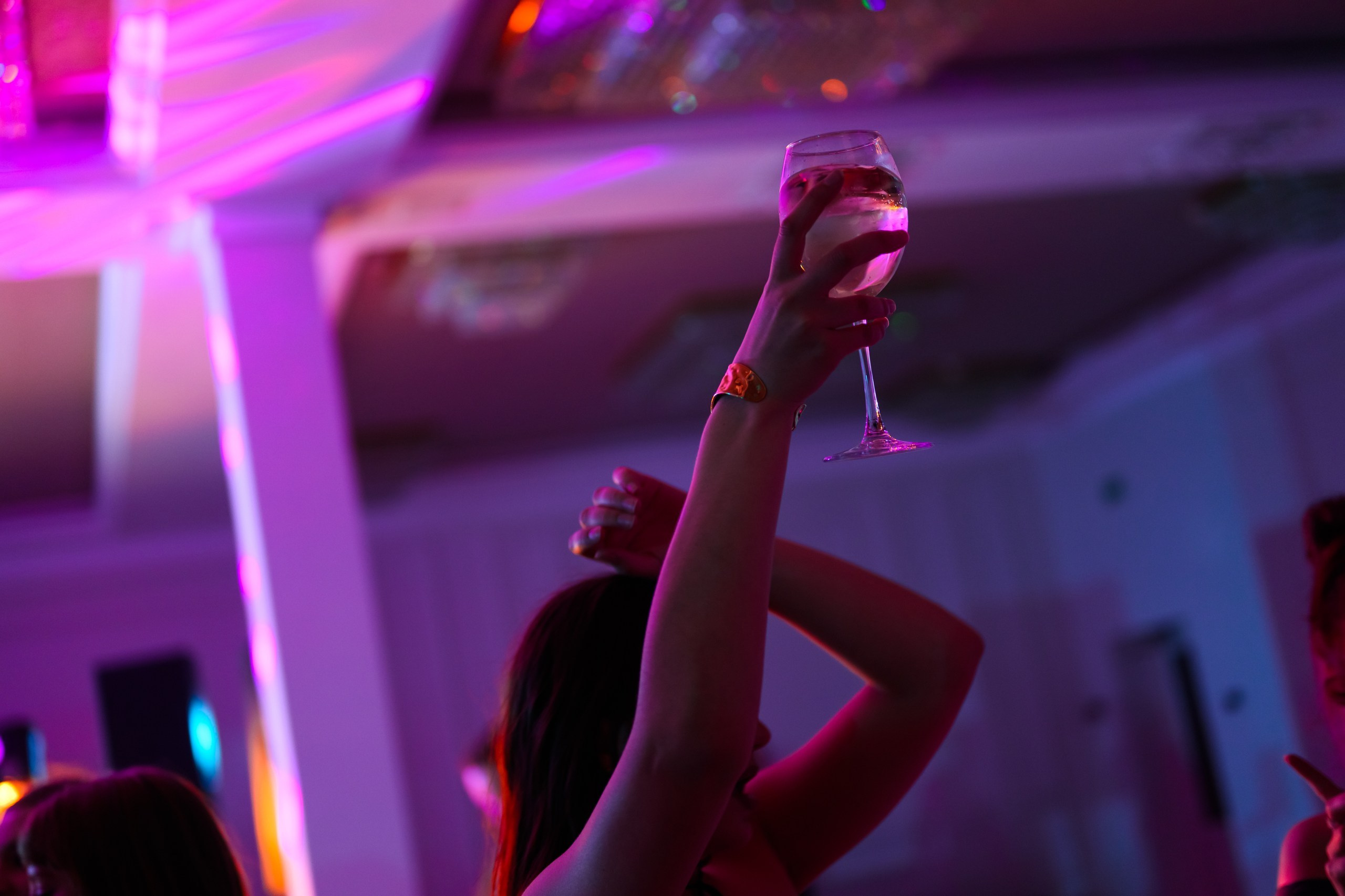 Фотограф на свадьбу Минск Москва Санкт-Петербург Свадебный фотограф на выпускной Репортажный фотограф Love Story Свадебная прогулка. Свадебный фотограф — Крюков Константин