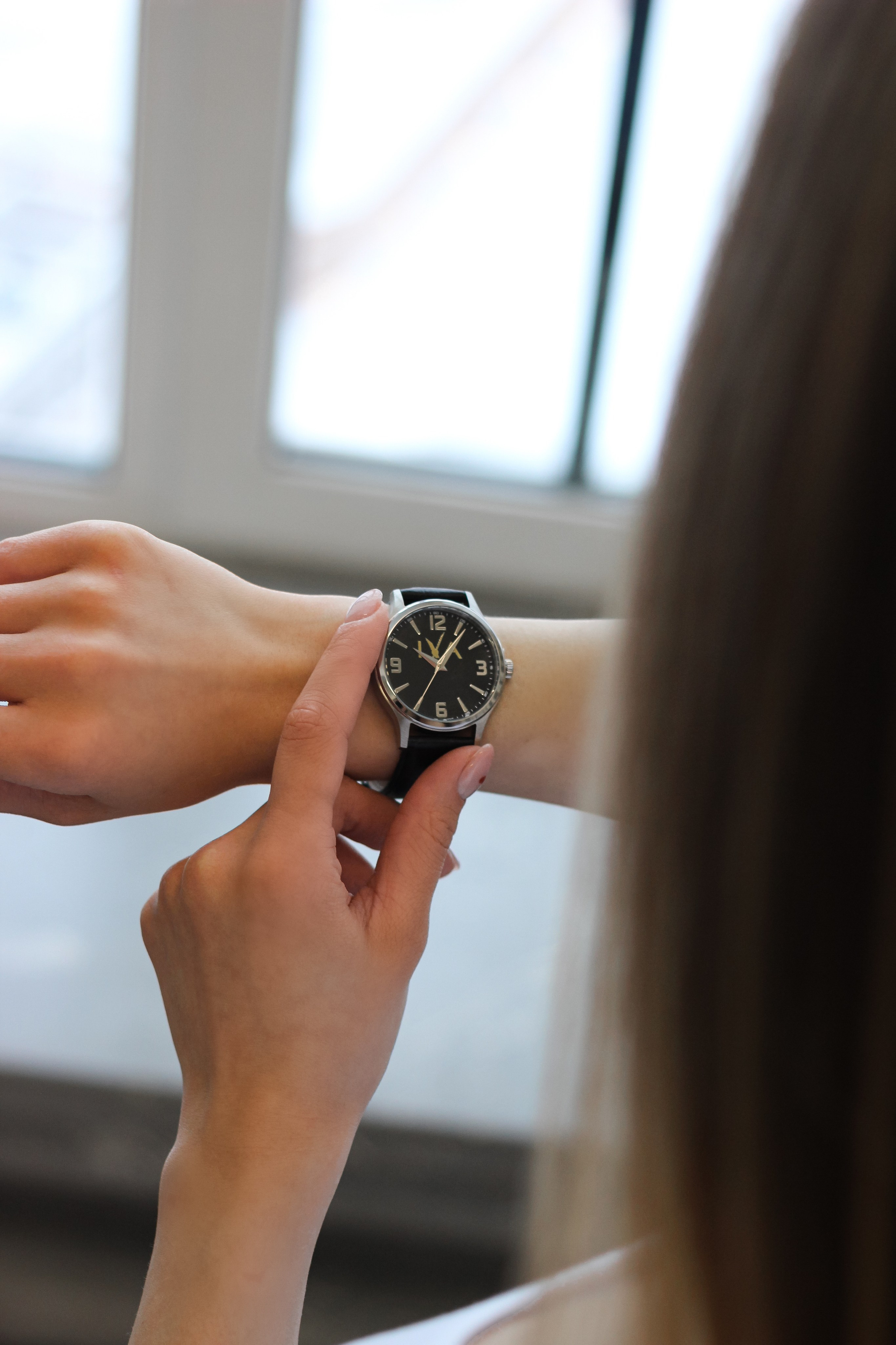 Часы IVA. Главная