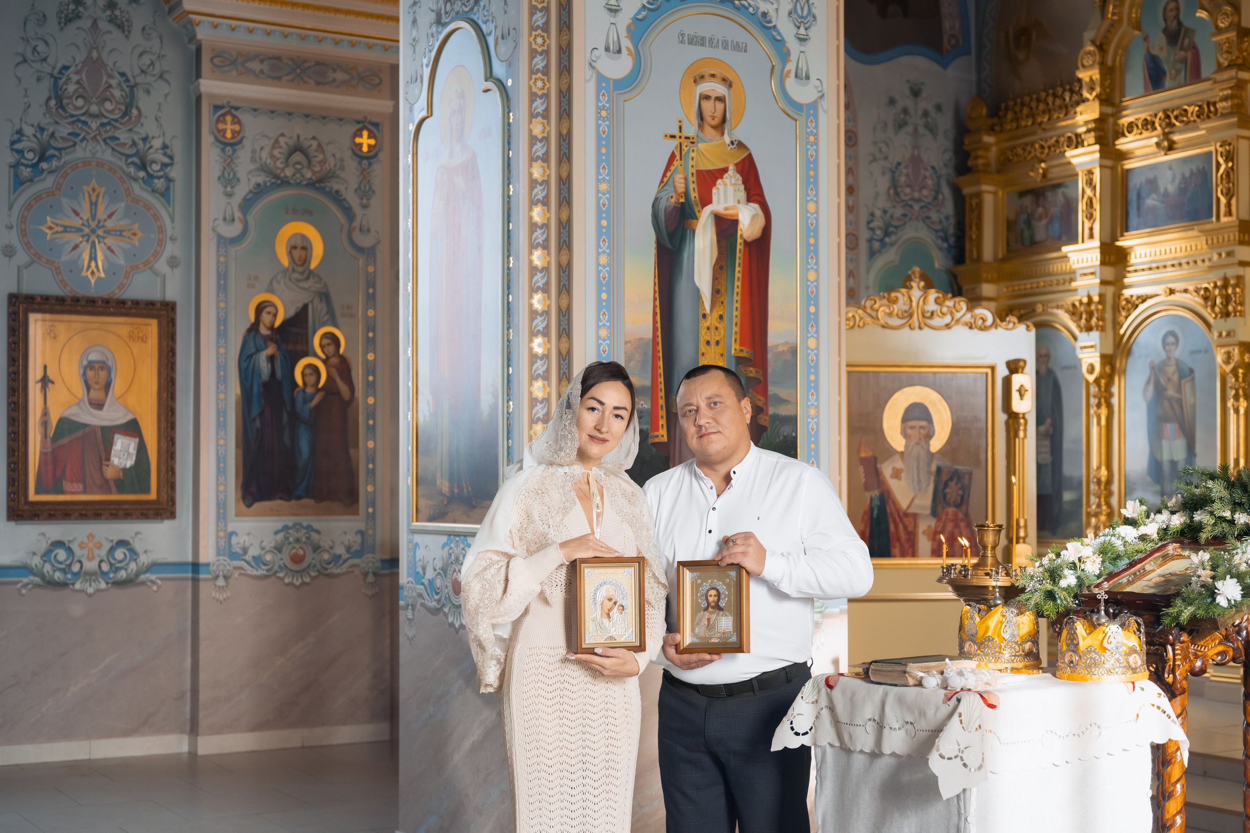 Венчание. Храм Введения во храм Пресвятой Богородицы. Церковный фотограф на Таинство Крещения и Венчания в Оренбурге и Оренбургской области Екатерина Белкина