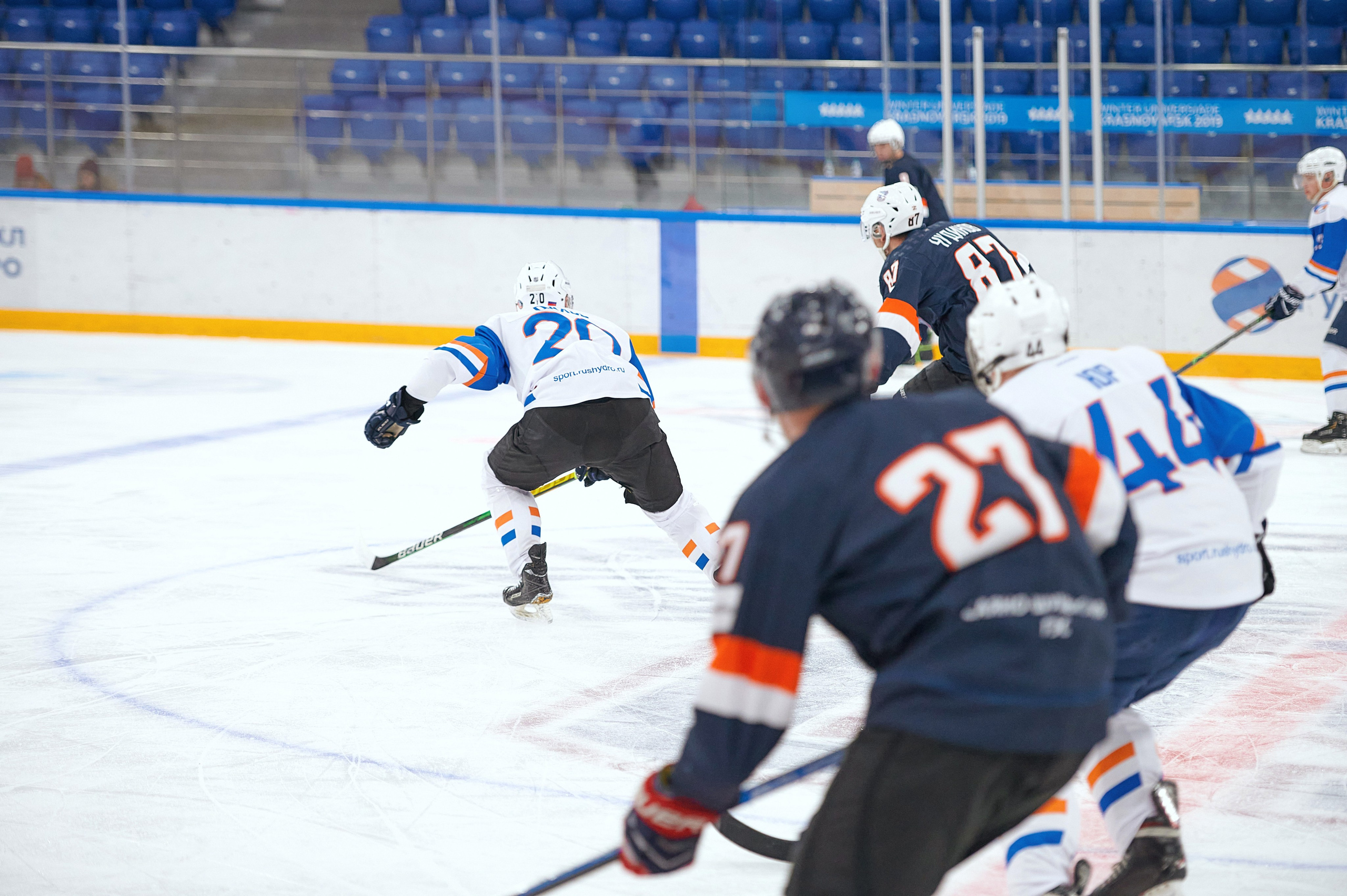 Портфолио репортажной фотосъёмки: Кристалл арена — Хоккей — РусГидро. Фотограф Яковлев Роман — Красноярск