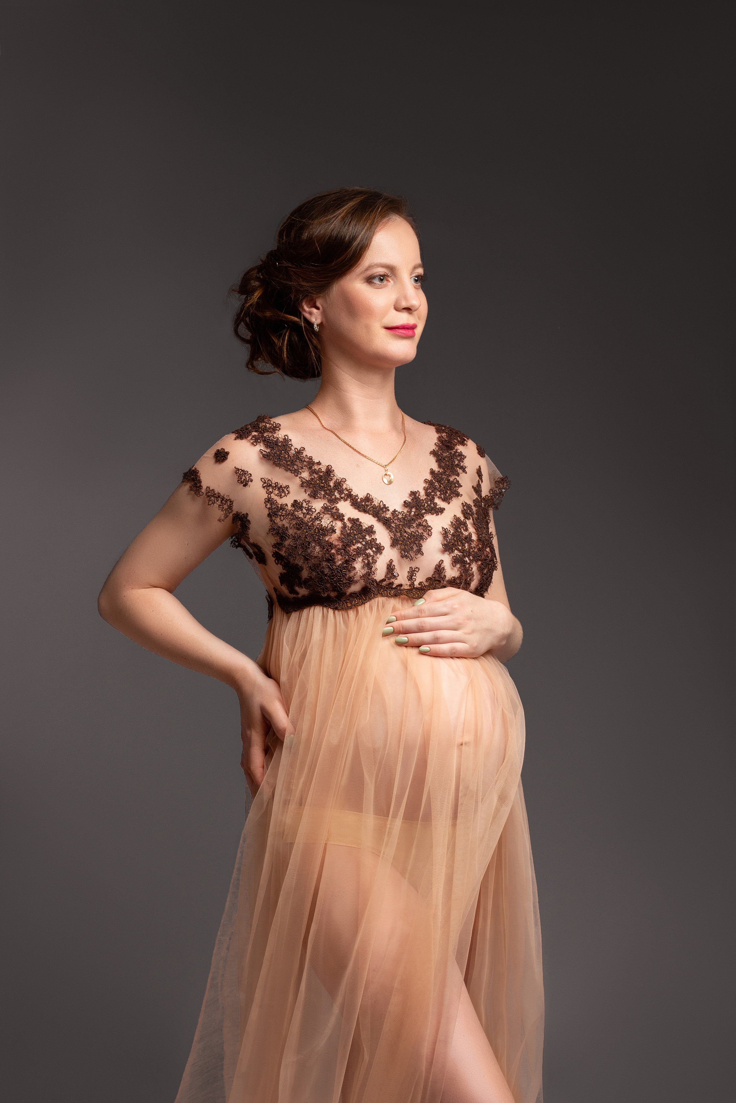 Студийная фотосессия беременности Апшеронск. Фотограф беременных  Апшеронск Краснодарского края Светлана Обламская