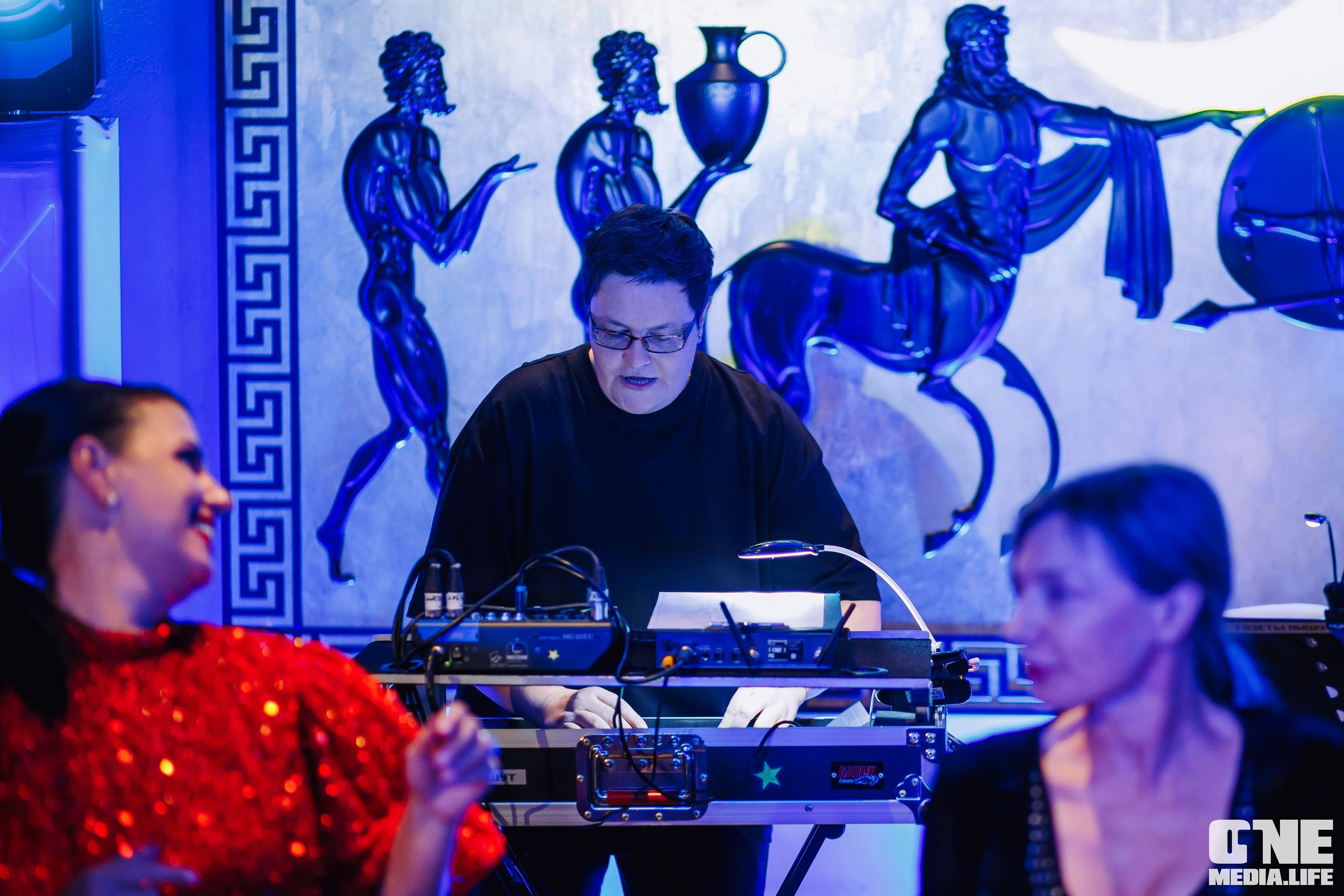 Клубный концерт в El Greco: Братья Грим. One Media Life: фоторепортажи, фотоотчеты с мероприятий и заведений