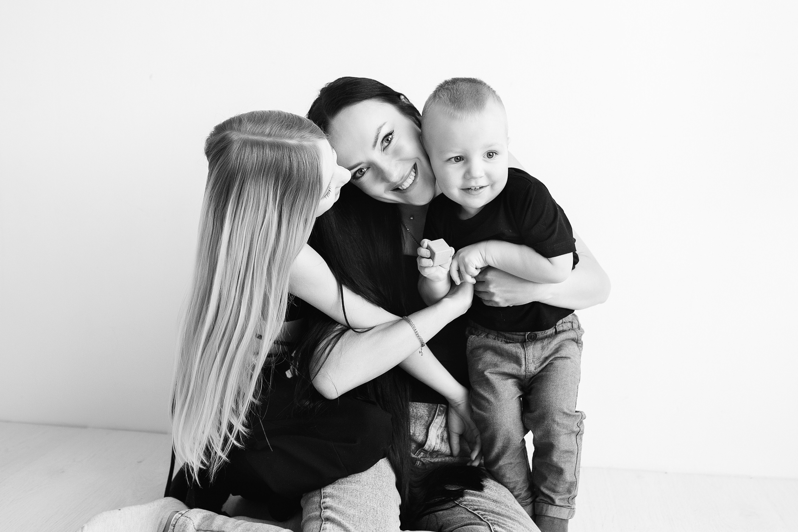 ЧБ серия. Фотограф новорожденных Оксана Полевская