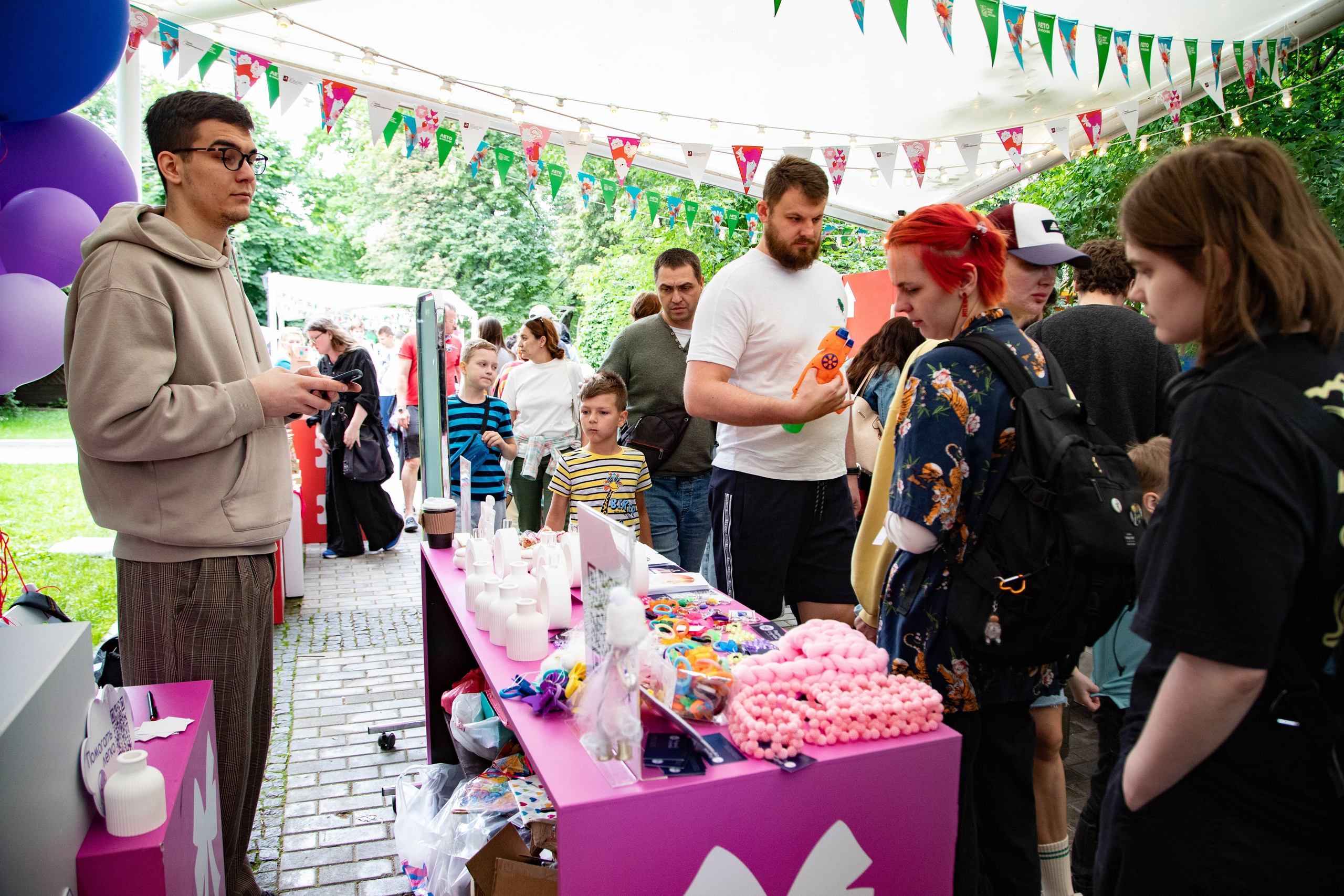 Съемка для благотворительного фонда. Женский фотограф в Москве Рина Леонтьева