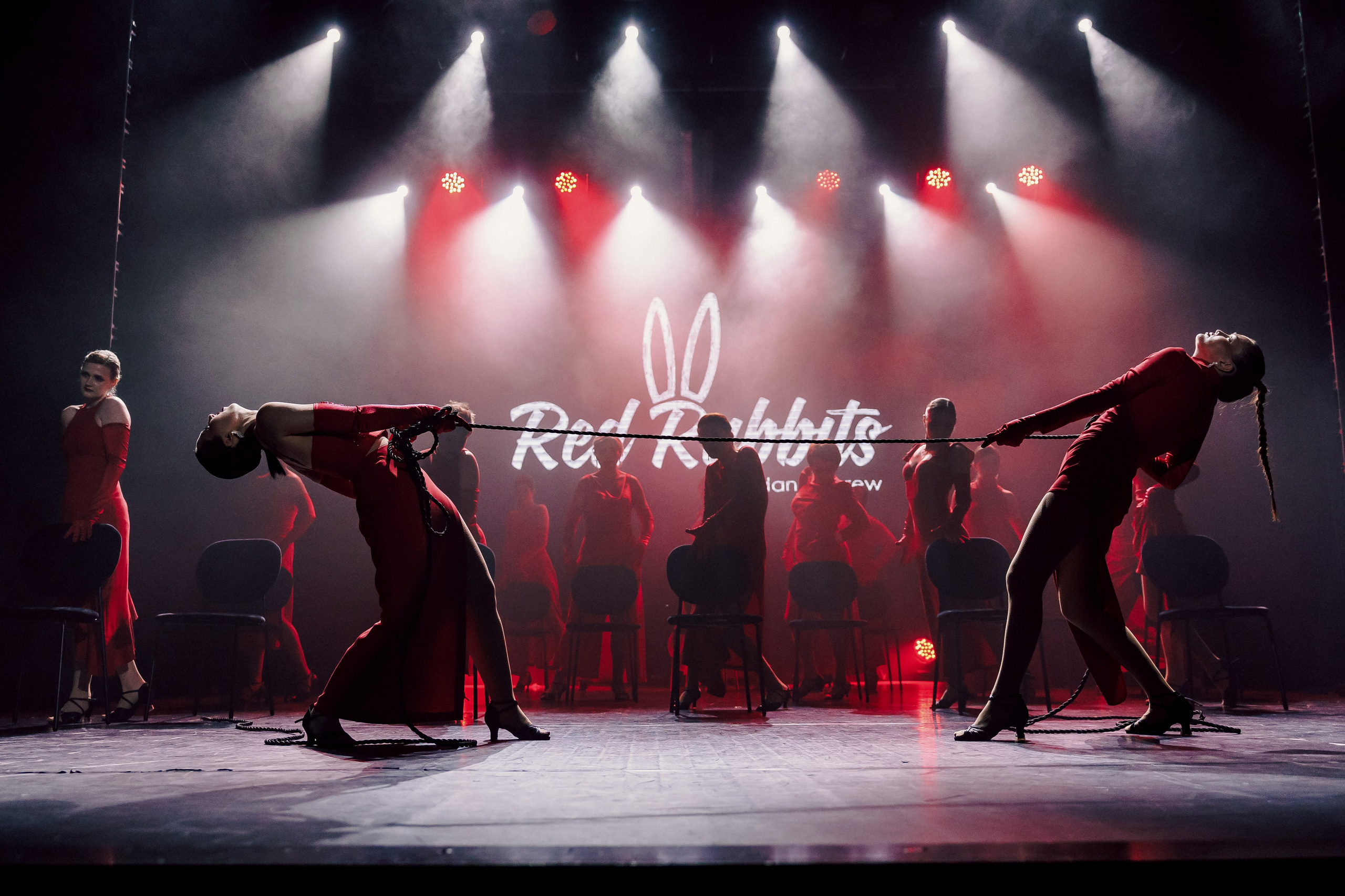 Отчётный концерт танцевальной школы «Red Rabbits» 2025. Лёшка Варзегов — фотограф