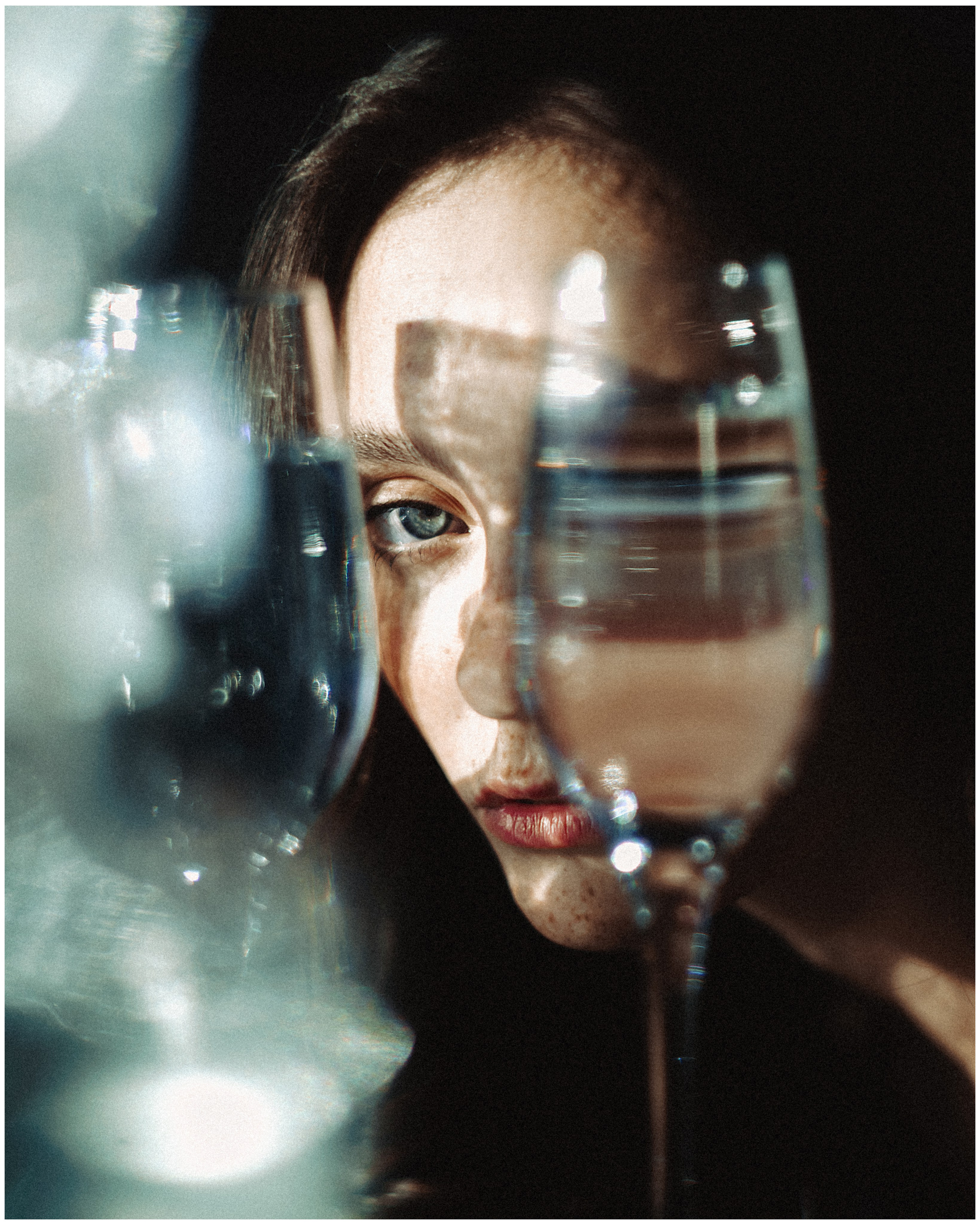 Арт фотосессия с необычной идеей в студии в Москве