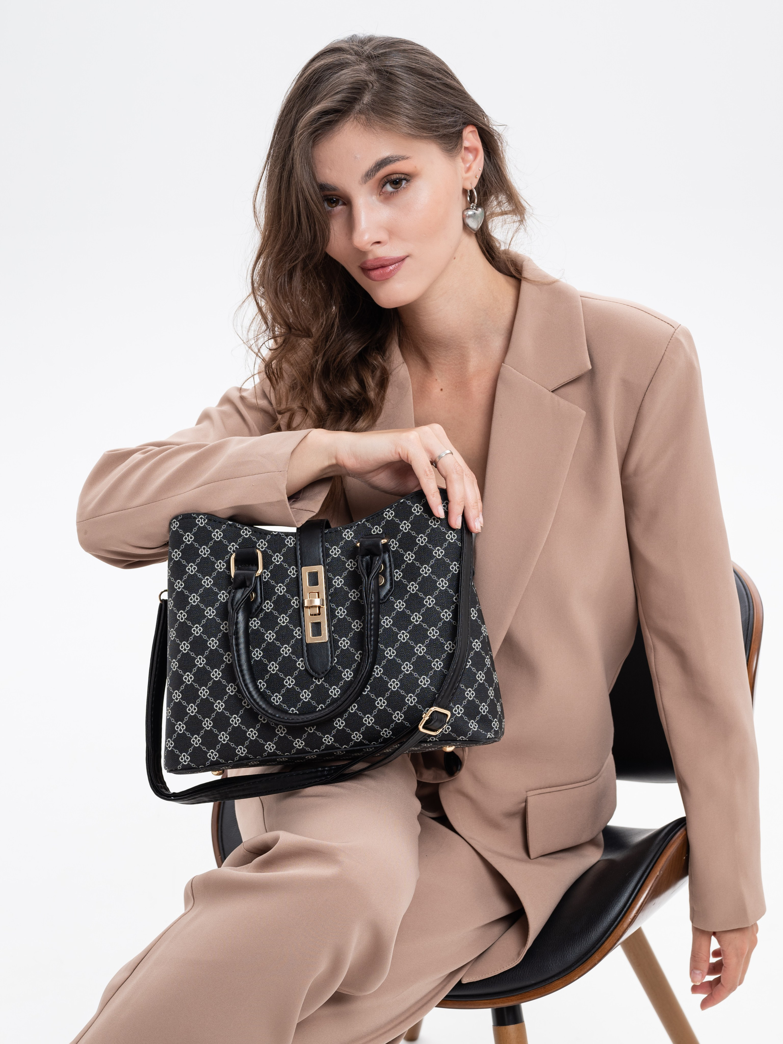 Женские сумки 2. Предметный фотограф, фото для маркетплейсов Пятигорск, КМВ