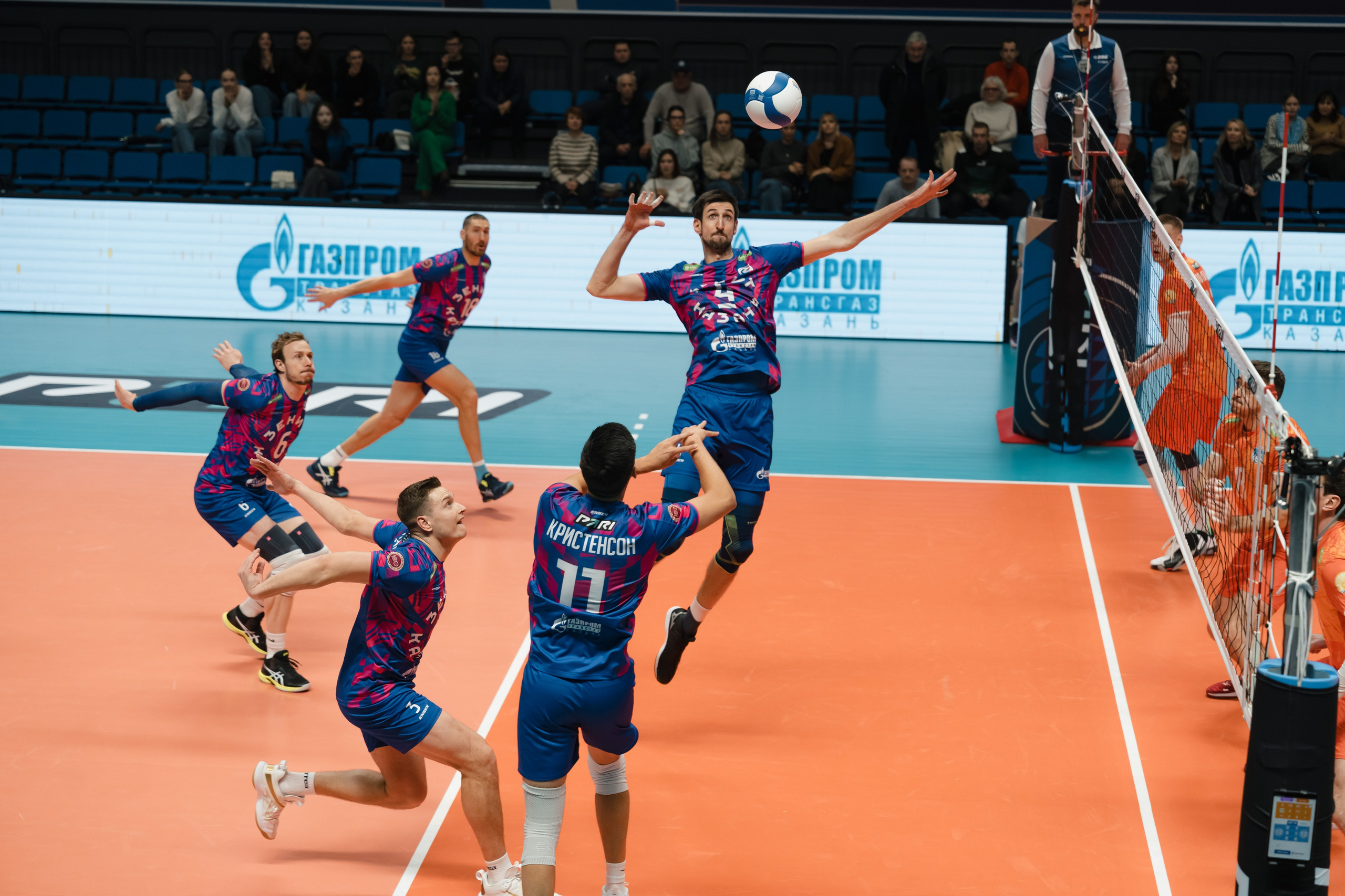 Юрий Шмидт — Репортажный фотограф