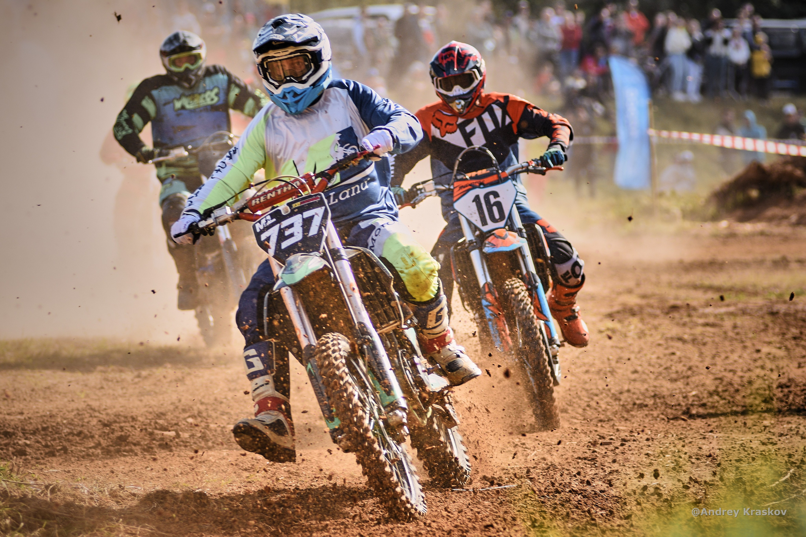Мотокросс в городе Чкаловск. Фотограф Красков Андрей