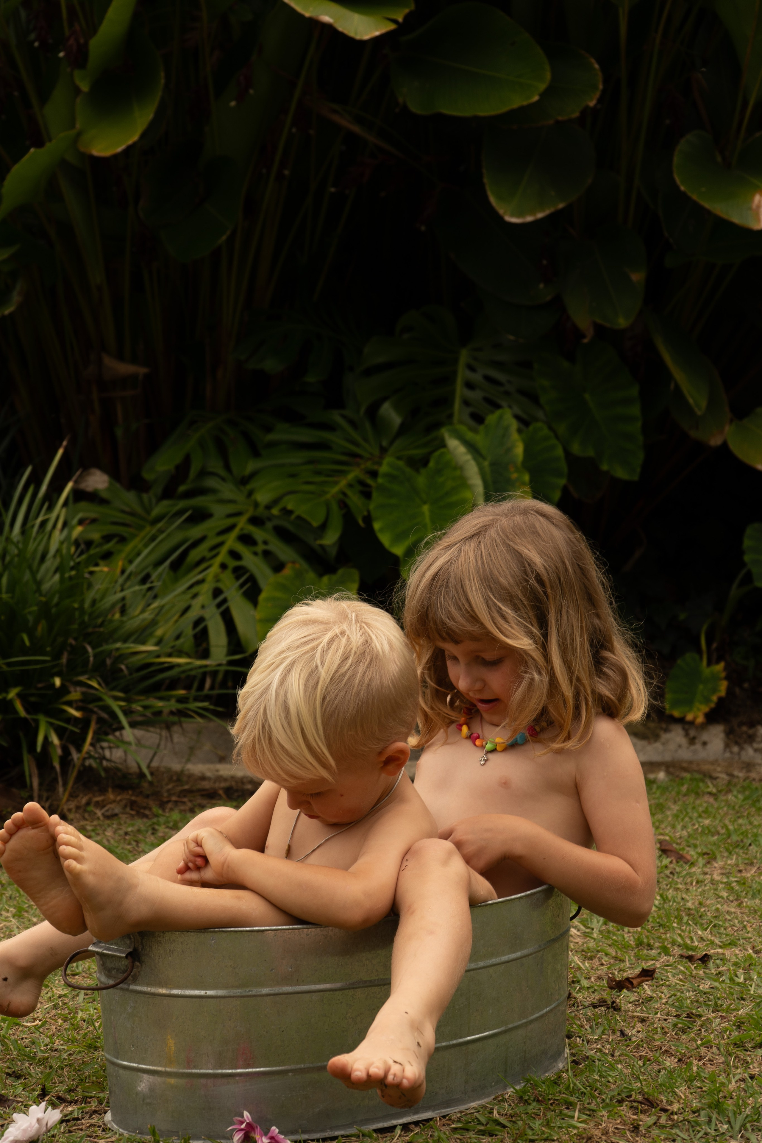 Olga and Family. Wedding Photographer in Barcelona and Medellin