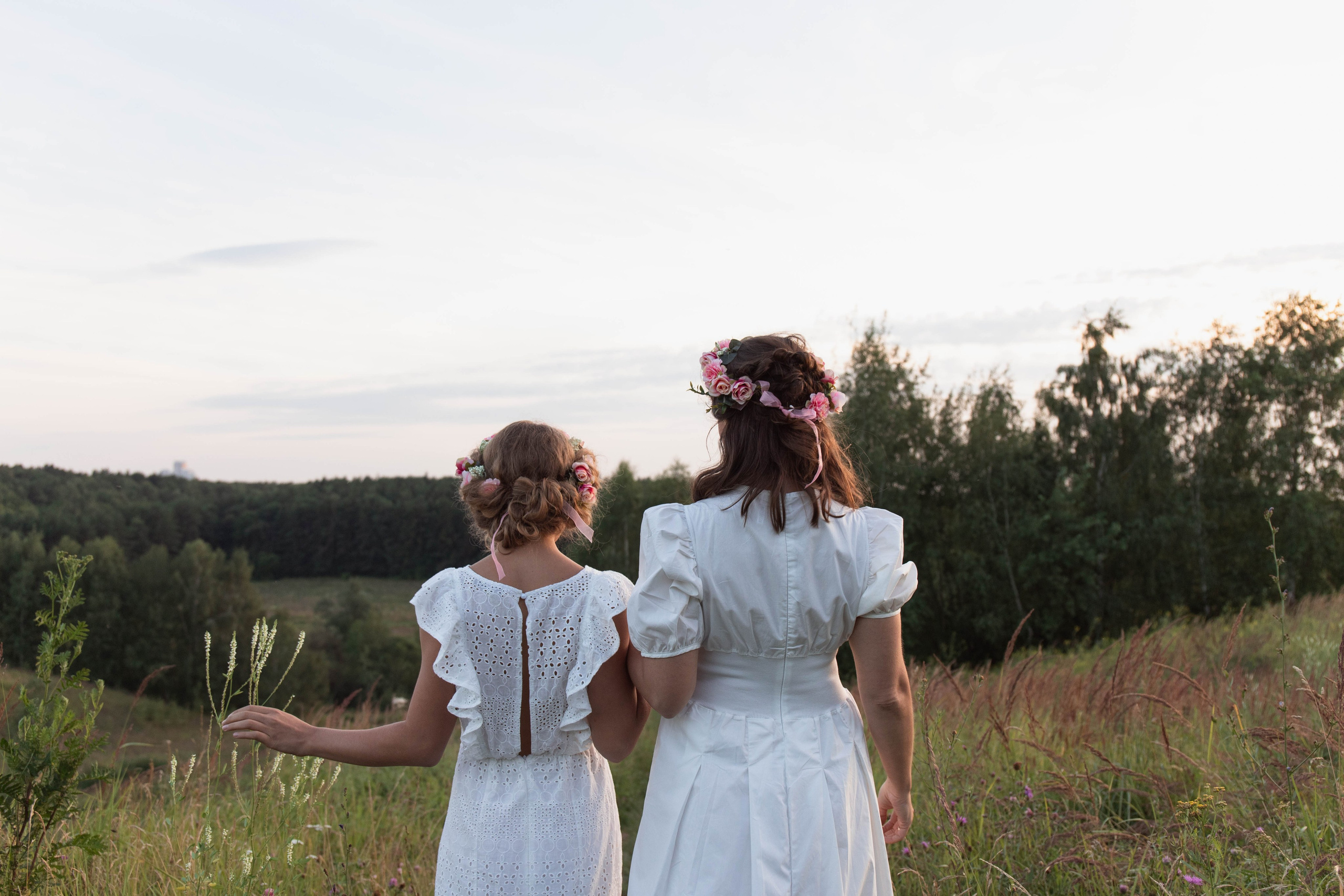 Оля и Арина. Главная