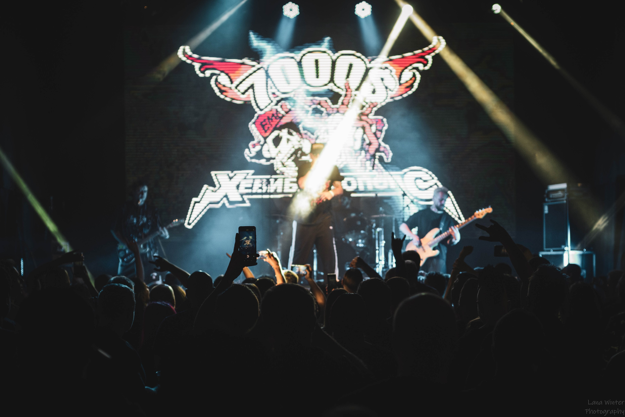 7000$ (29 июня 2025 года, Москва, клуб Урбан). Фотограф Светлана Блинова, Москва и Московская область