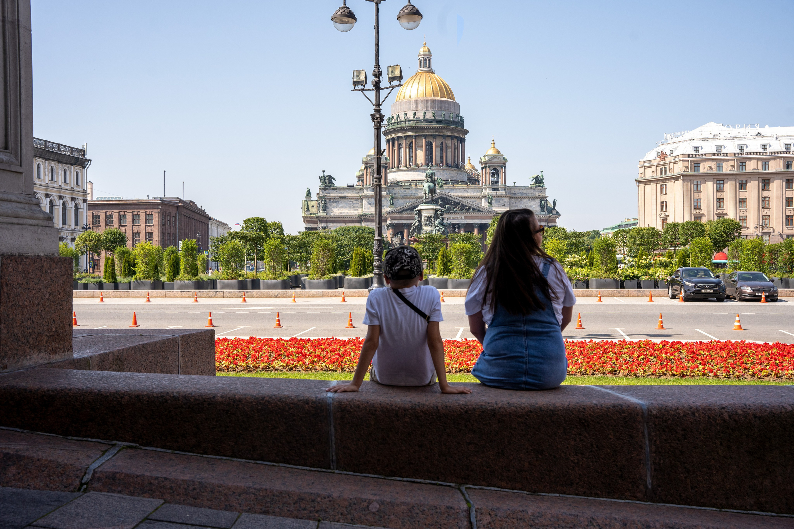 В полдень. Студийный и портретный фотограф в САНКТ-ПЕТЕРБУРГЕИрина Махаон